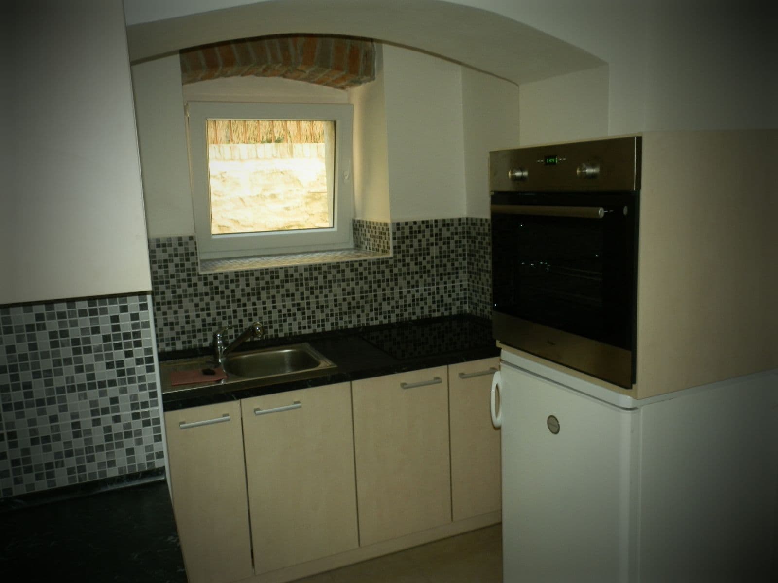Pronájem bytu 3+kk 60 m², Elišky Krásnohorské, Ústí nad Labem, Ústecký kraj Pronájem bytu 3+kk 60 m², Elišky Krásnohorské, Ústí nad Labem, Ústecký kraj