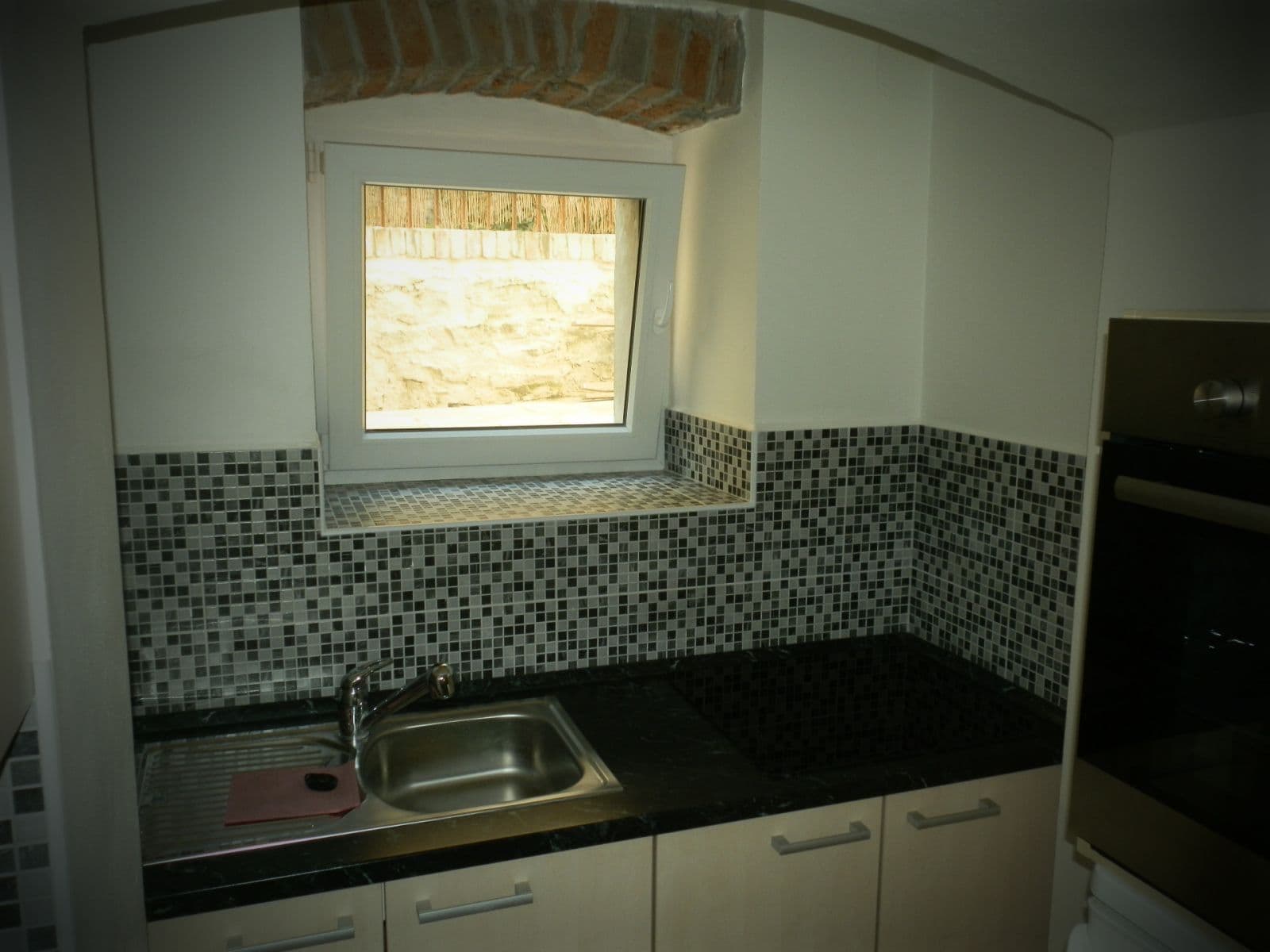 Pronájem bytu 3+kk 60 m², Elišky Krásnohorské, Ústí nad Labem, Ústecký kraj Pronájem bytu 3+kk 60 m², Elišky Krásnohorské, Ústí nad Labem, Ústecký kraj