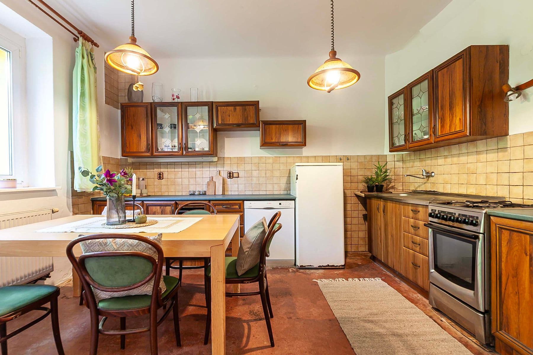 Prodej domu 99 m², pozemek 204 m², Oválová, Praha, Praha Prodej domu 99 m², pozemek 204 m², Oválová, Praha, Praha