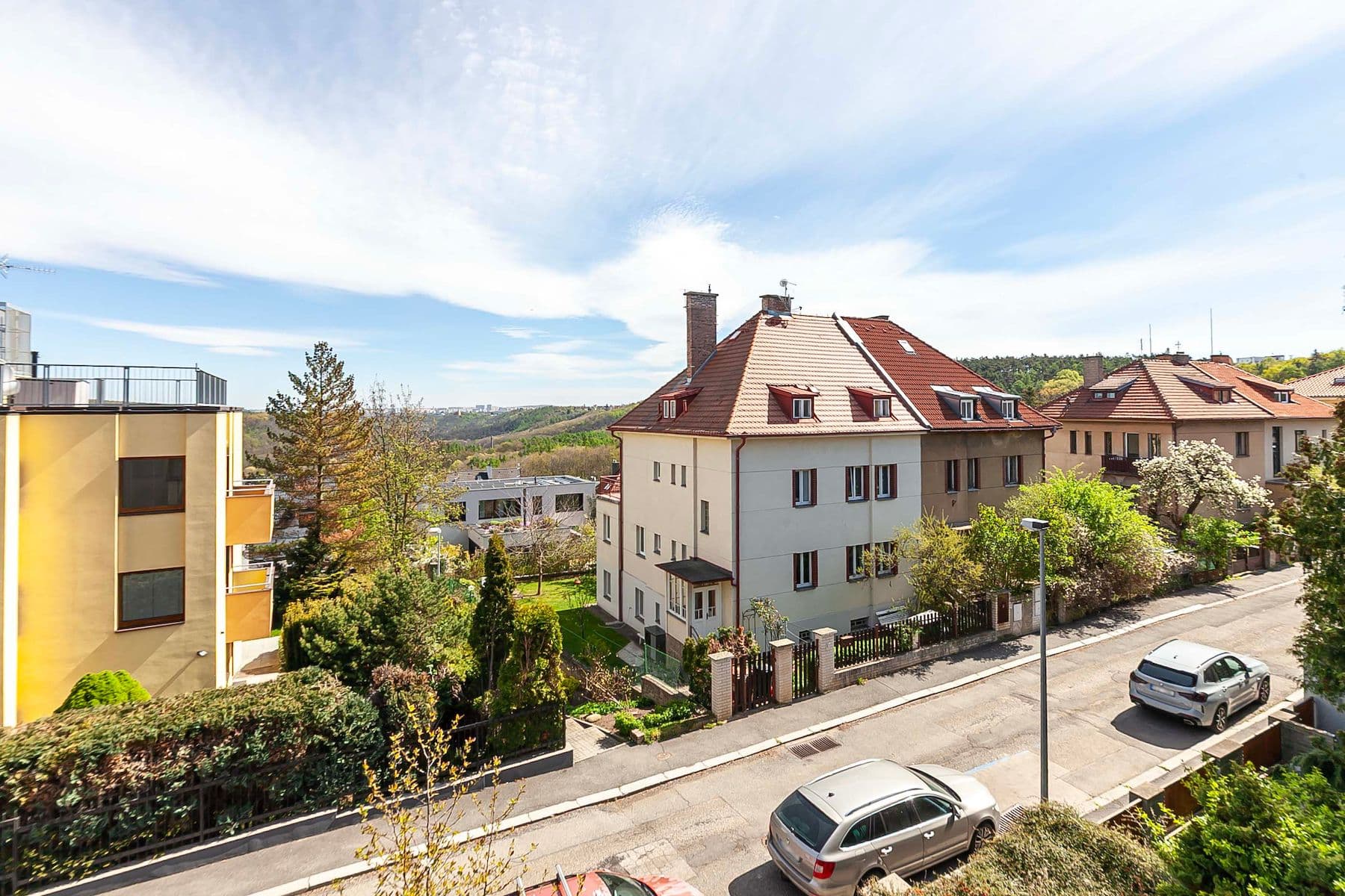 Prodej domu 99 m², pozemek 204 m², Oválová, Praha, Praha Prodej domu 99 m², pozemek 204 m², Oválová, Praha, Praha