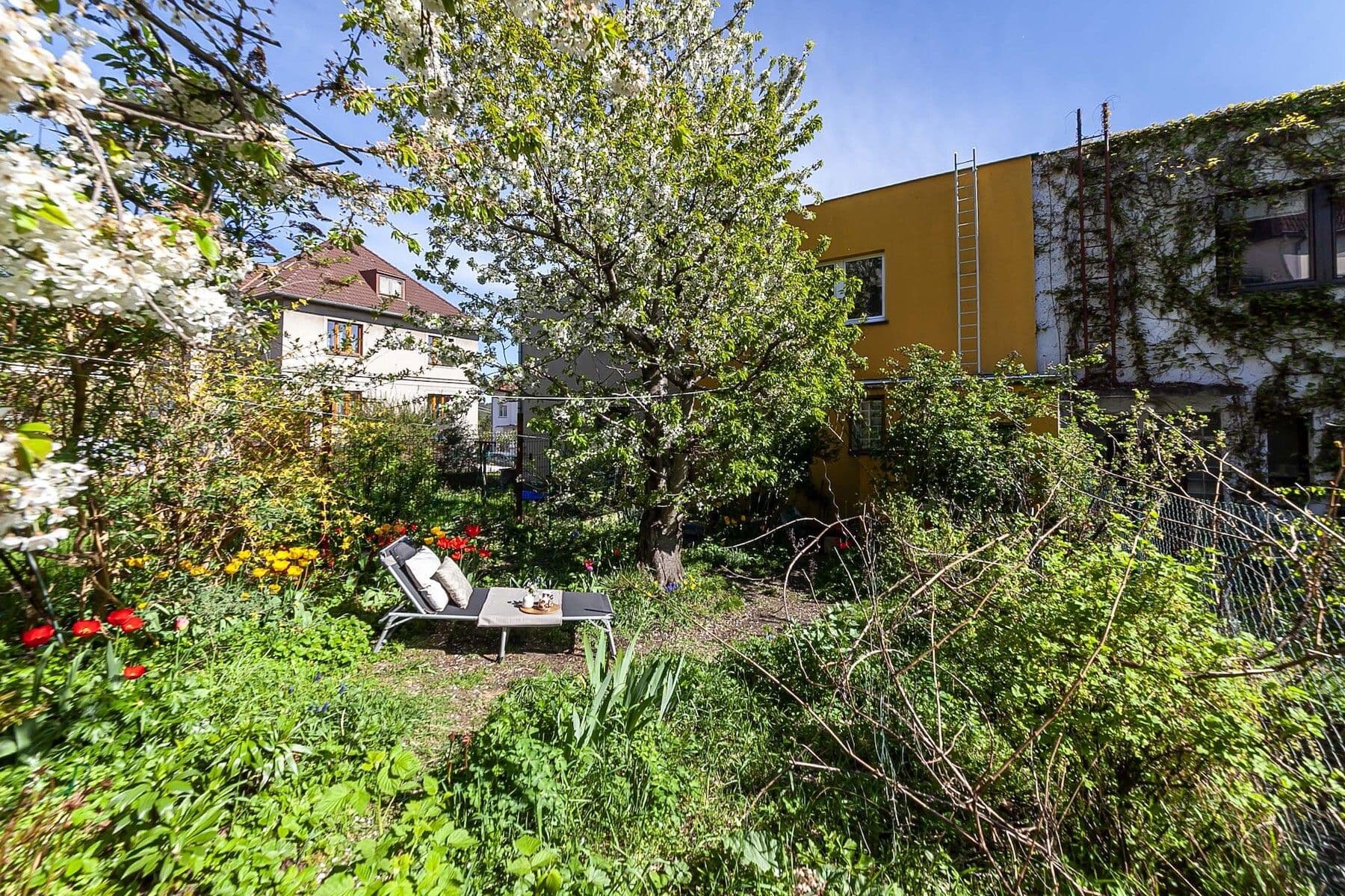 Prodej domu 99 m², pozemek 204 m², Oválová, Praha, Praha Prodej domu 99 m², pozemek 204 m², Oválová, Praha, Praha