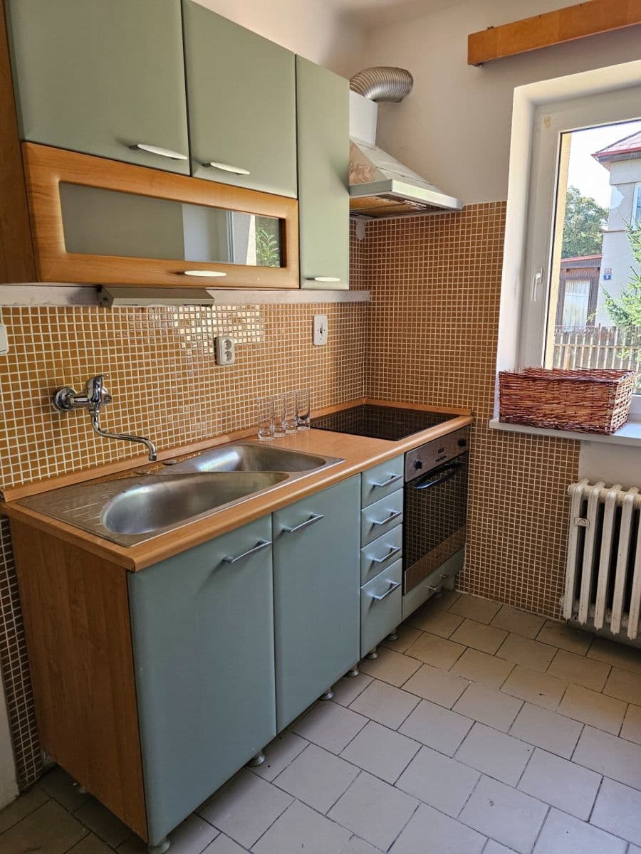 Pronájem bytu 16 m², Lanýžová, Praha, Praha Pronájem bytu 16 m², Lanýžová, Praha, Praha