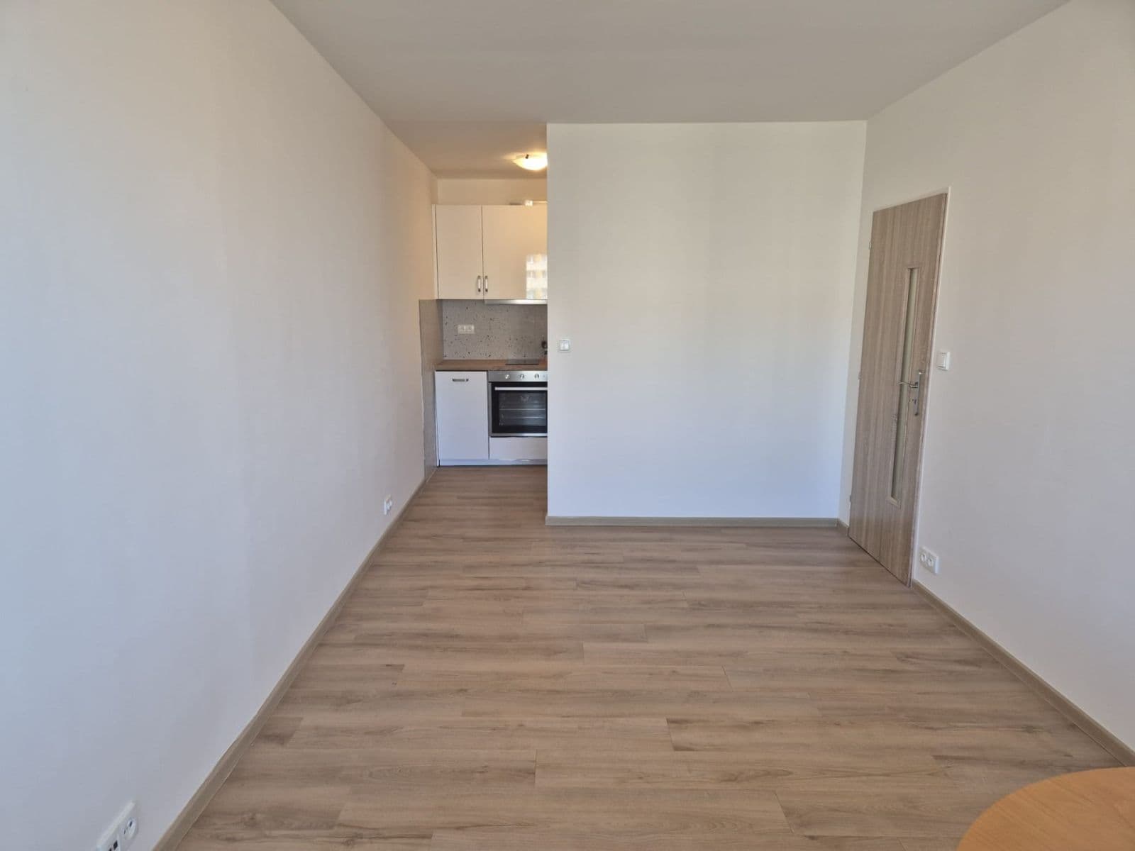 Pronájem bytu 2+kk 43 m², Chabařovická, Praha, Praha Pronájem bytu 2+kk 43 m², Chabařovická, Praha, Praha