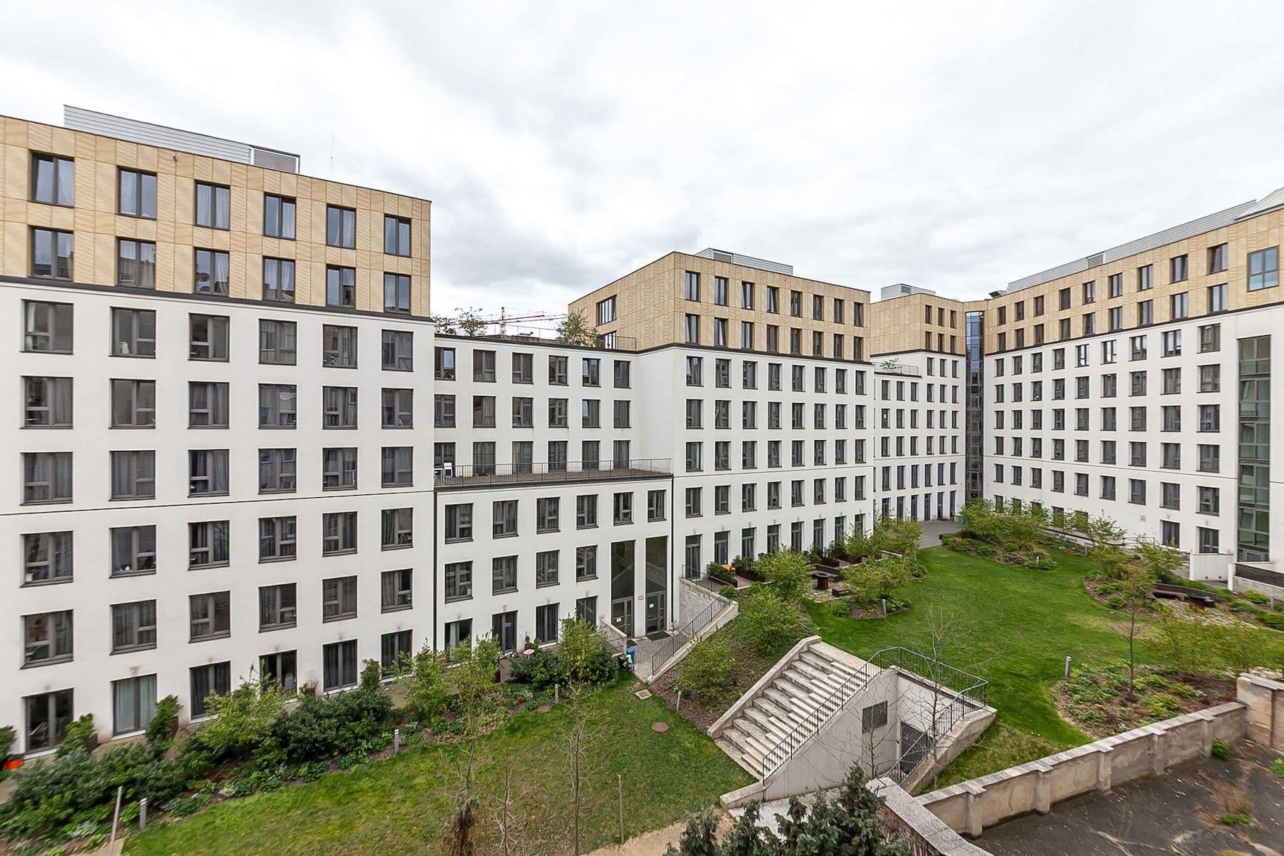 Prodej bytu 2+kk 57 m², U Elektrárny, Praha, Praha Prodej bytu 2+kk 57 m², U Elektrárny, Praha, Praha