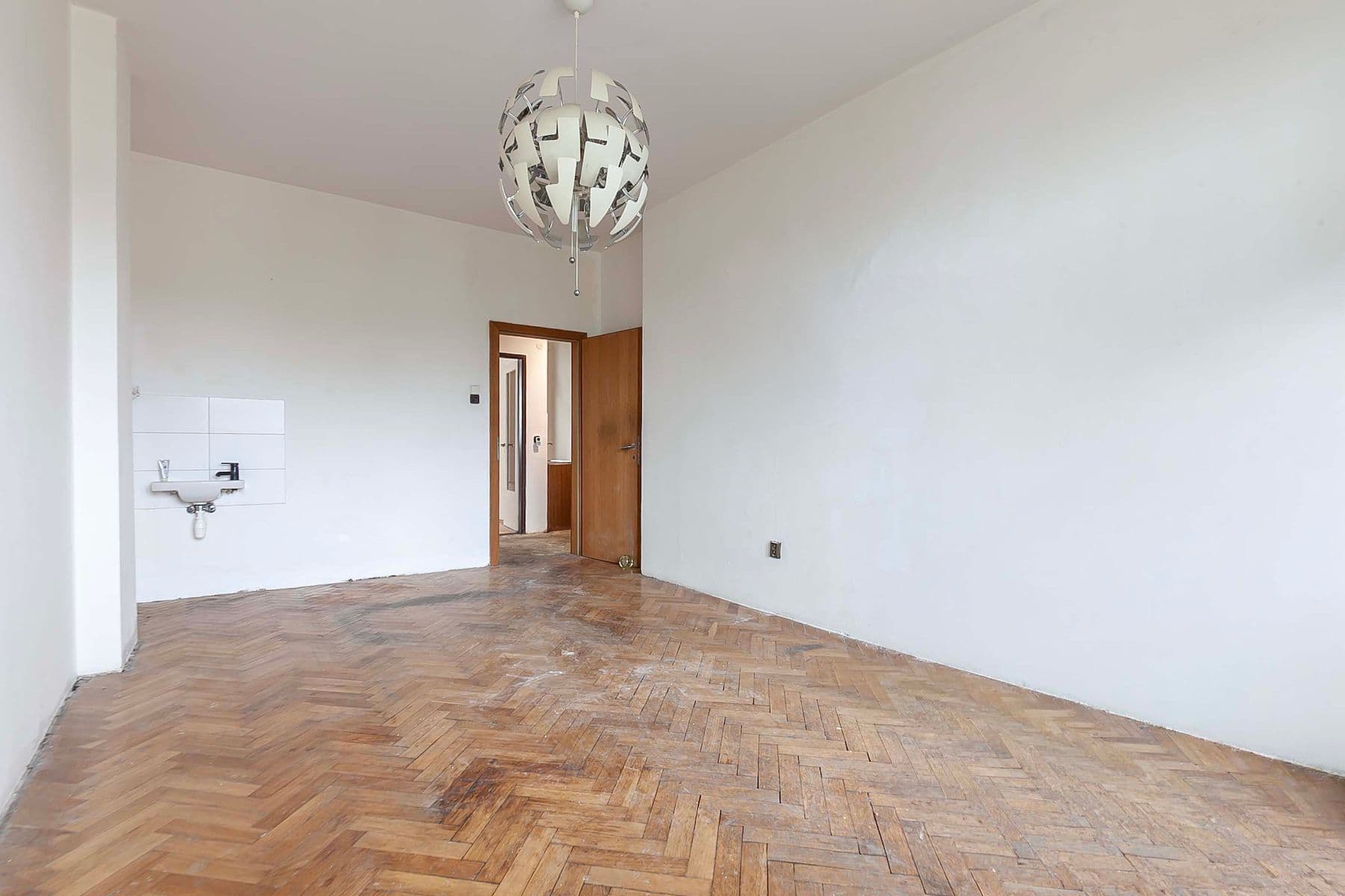 Prodej bytu 2+kk 57 m², U Elektrárny, Praha, Praha Prodej bytu 2+kk 57 m², U Elektrárny, Praha, Praha