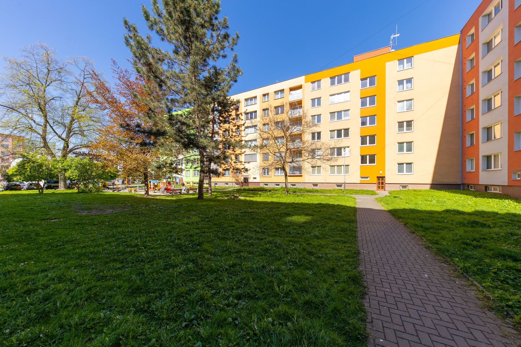 Prodej bytu 2+1 43 m², Na Jízdárně, Ostrava, Moravskoslezský kraj Prodej bytu 2+1 43 m², Na Jízdárně, Ostrava, Moravskoslezský kraj