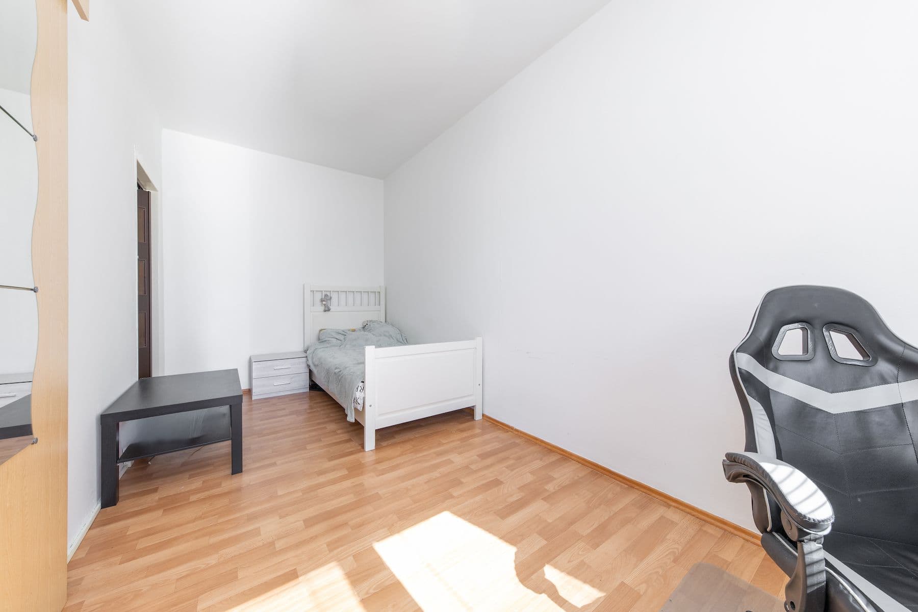 Prodej bytu 2+1 43 m², Na Jízdárně, Ostrava, Moravskoslezský kraj Prodej bytu 2+1 43 m², Na Jízdárně, Ostrava, Moravskoslezský kraj