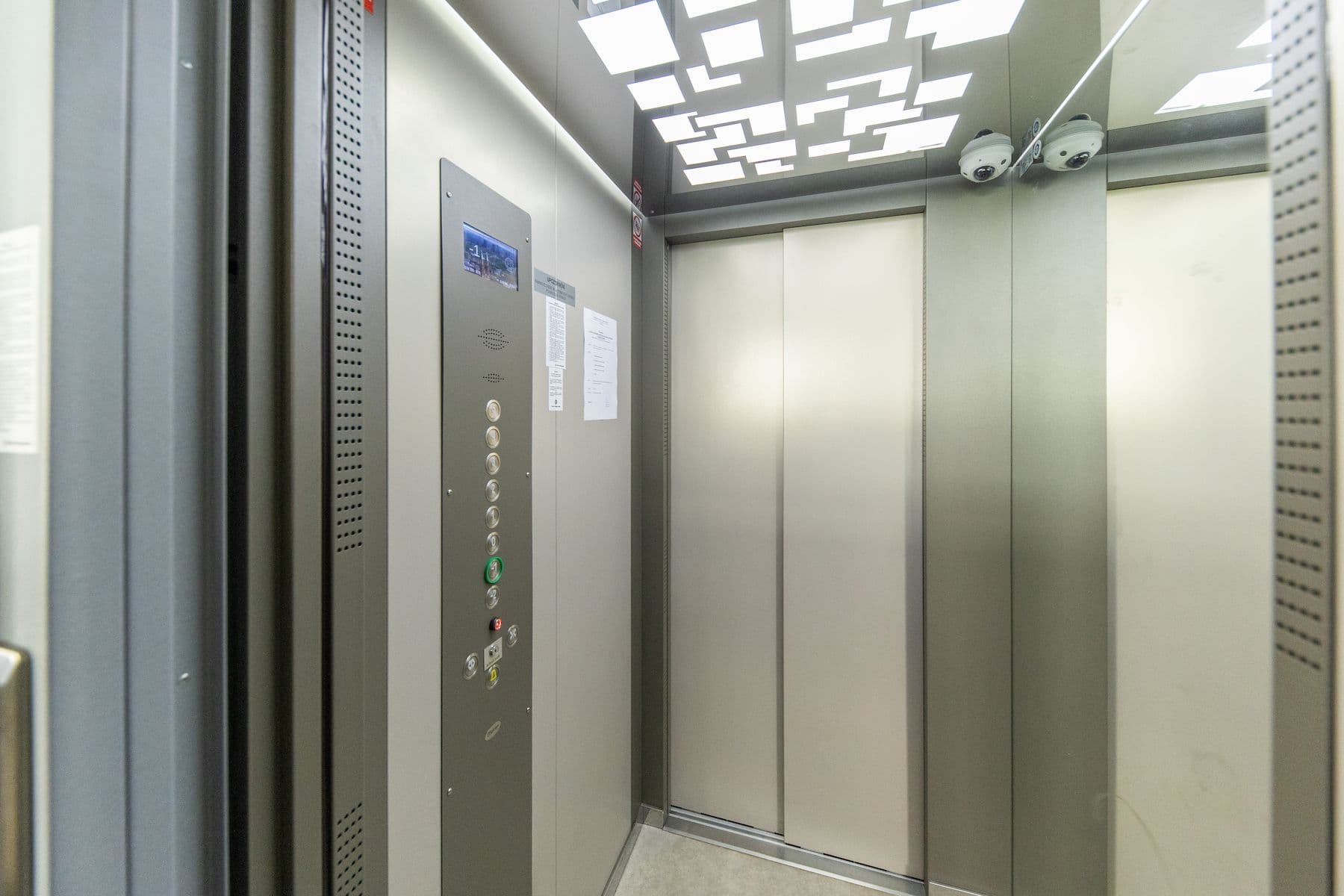 Prodej bytu 2+1 43 m², Na Jízdárně, Ostrava, Moravskoslezský kraj Prodej bytu 2+1 43 m², Na Jízdárně, Ostrava, Moravskoslezský kraj