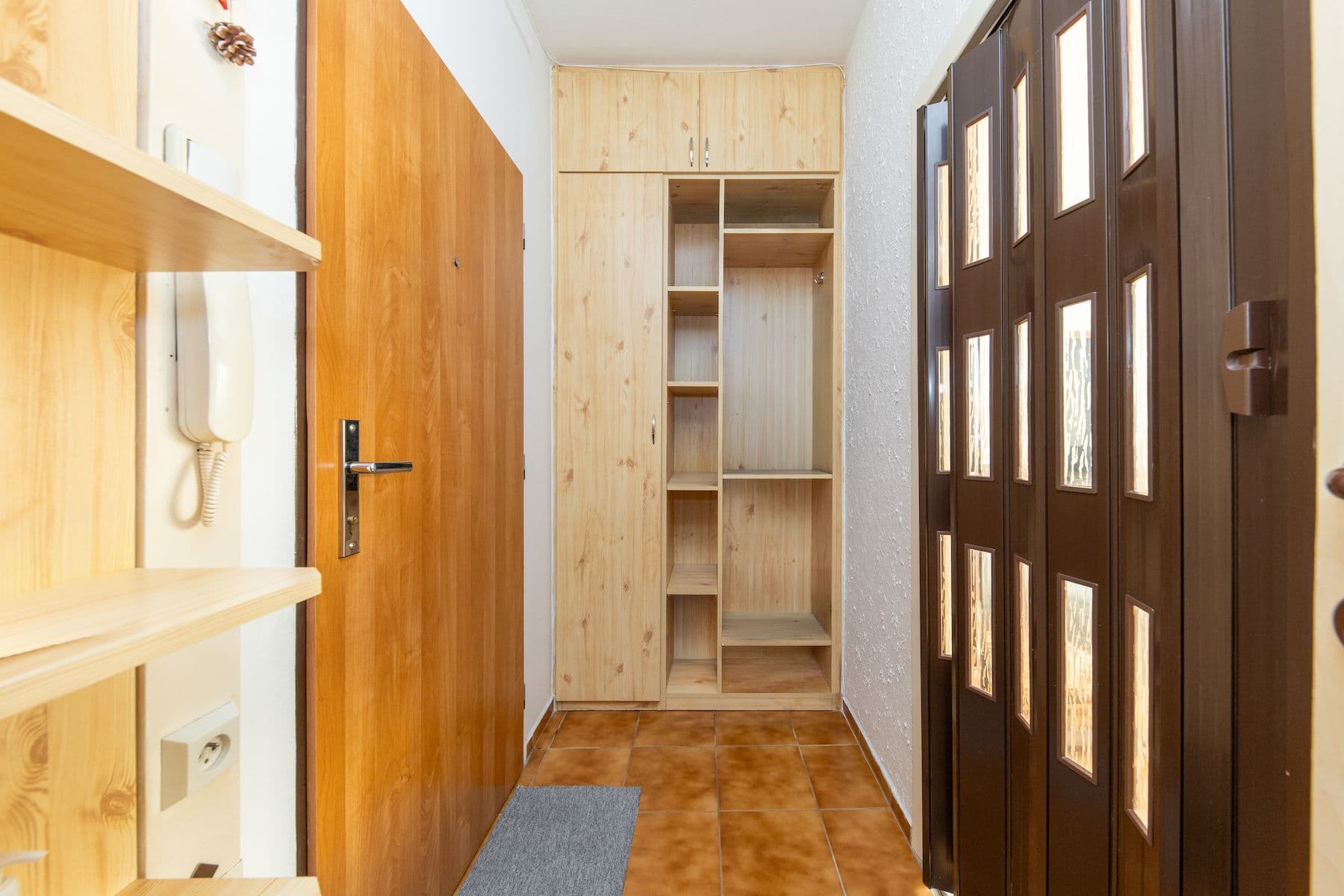 Prodej bytu 2+1 43 m², Na Jízdárně, Ostrava, Moravskoslezský kraj Prodej bytu 2+1 43 m², Na Jízdárně, Ostrava, Moravskoslezský kraj