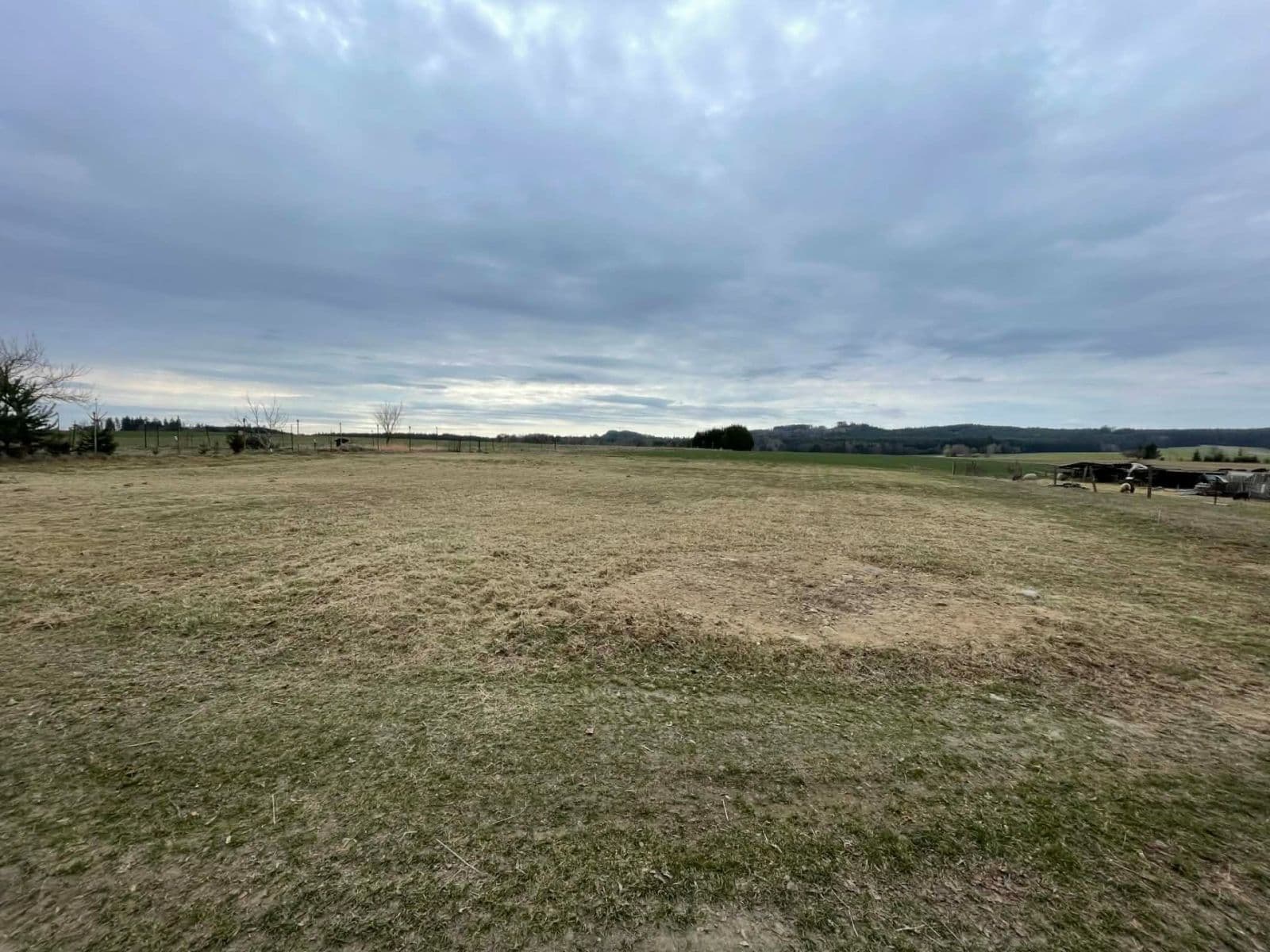 Prodej pozemku 1.234 m², Kostelní Radouň, Jihočeský kraj Prodej pozemku 1.234 m², Kostelní Radouň, Jihočeský kraj