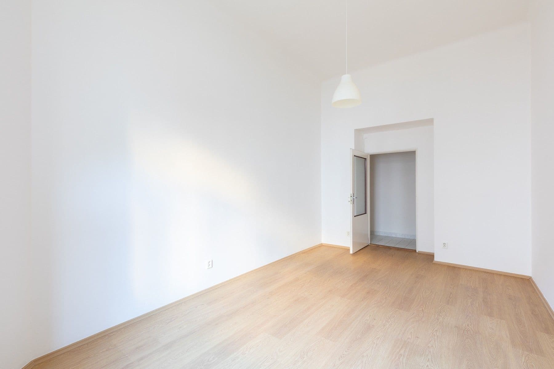 Pronájem bytu 1+1 40 m², Mahenova, Praha, Praha Pronájem bytu 1+1 40 m², Mahenova, Praha, Praha