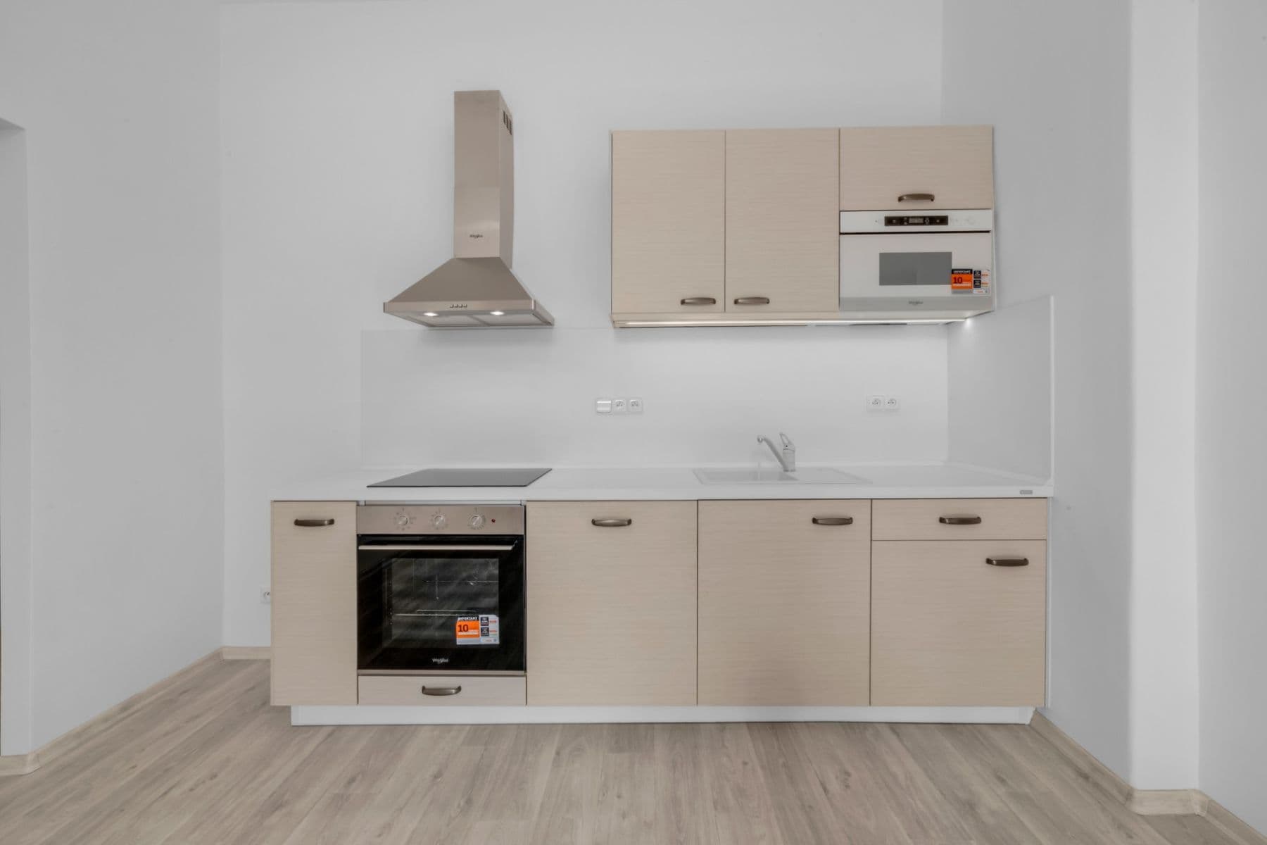 Prodej bytu 3+kk 68 m², Jungmannova, Jablonec nad Nisou, Liberecký kraj Prodej bytu 3+kk 68 m², Jungmannova, Jablonec nad Nisou, Liberecký kraj