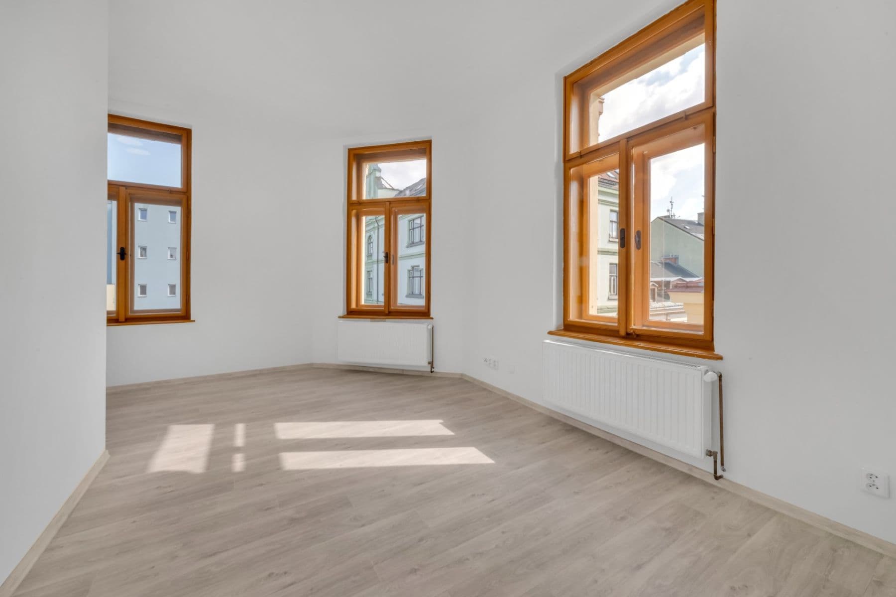 Prodej bytu 3+kk 68 m², Jungmannova, Jablonec nad Nisou, Liberecký kraj Prodej bytu 3+kk 68 m², Jungmannova, Jablonec nad Nisou, Liberecký kraj