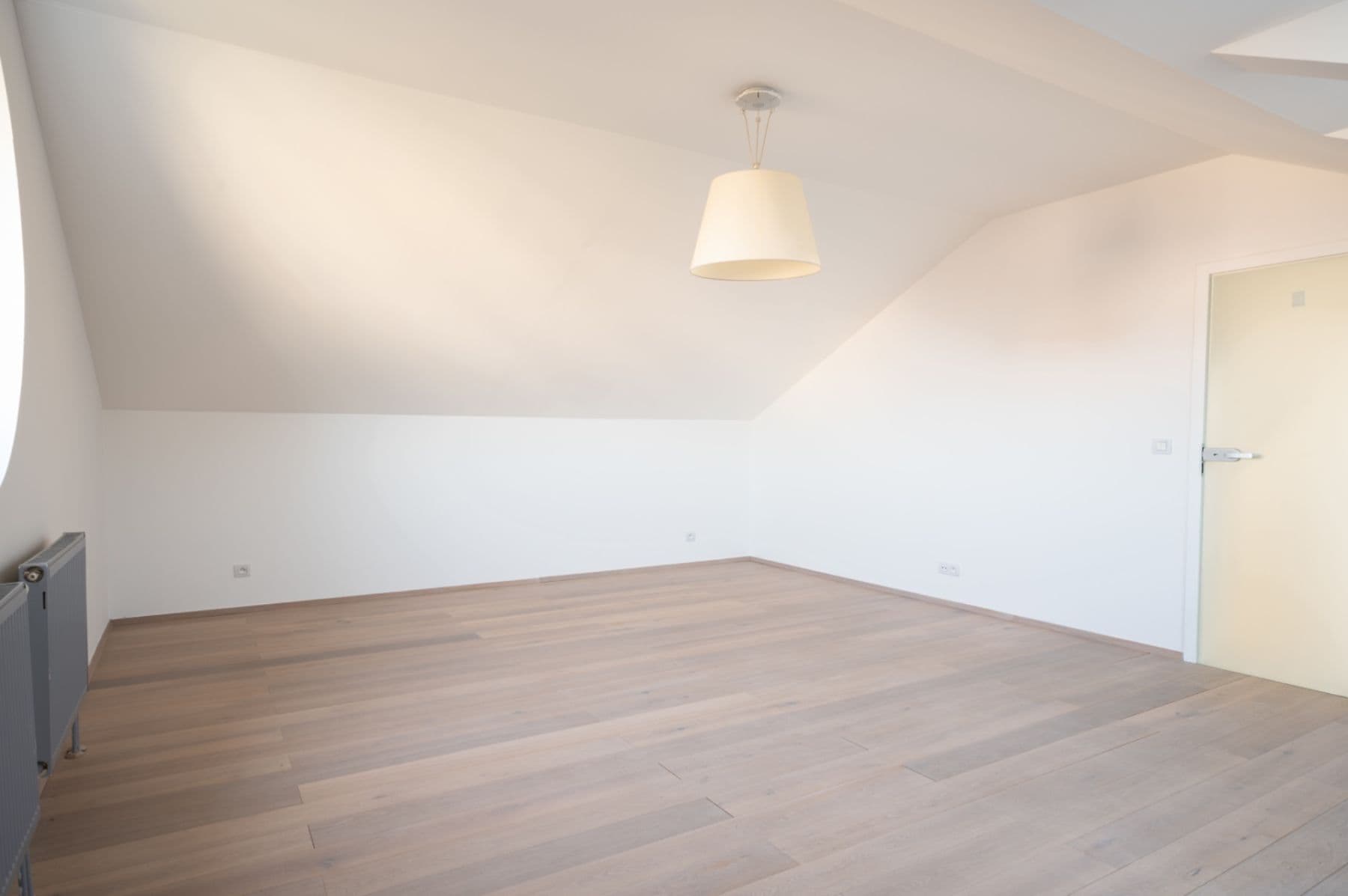 Prodej bytu 3+1 134 m², Dělnická, Dolní Břežany, Středočeský kraj Prodej bytu 3+1 134 m², Dělnická, Dolní Břežany, Středočeský kraj