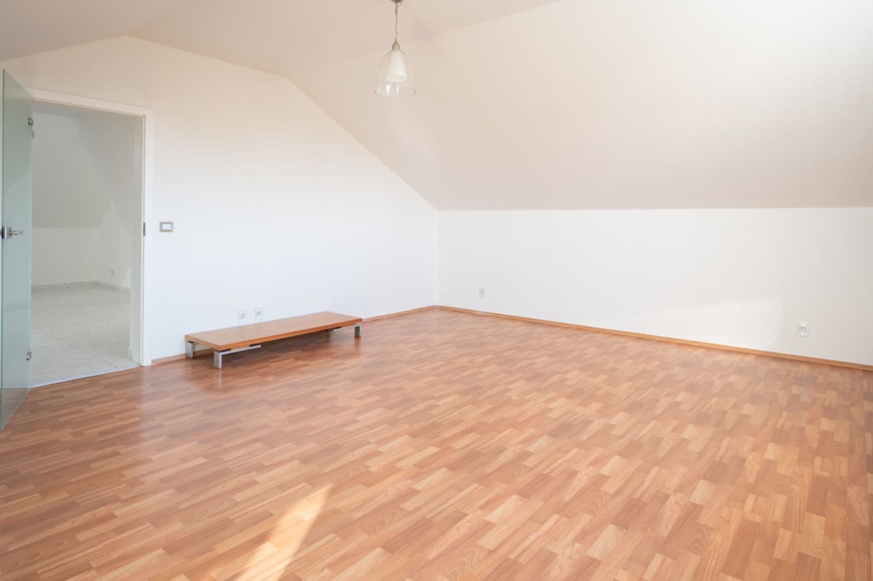 Prodej bytu 3+1 134 m², Dělnická, Dolní Břežany, Středočeský kraj Prodej bytu 3+1 134 m², Dělnická, Dolní Břežany, Středočeský kraj