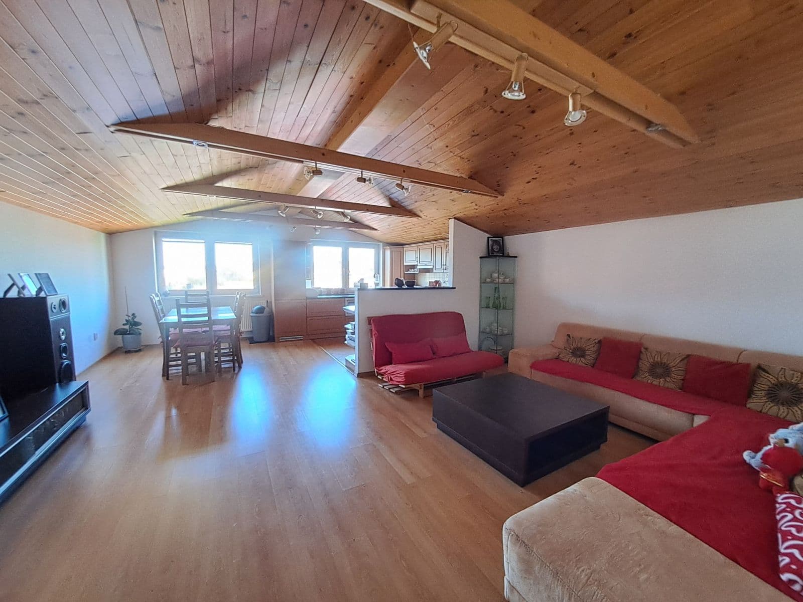 Prodej domu 189 m², pozemek 1.000 m², Vendryně, Moravskoslezský kraj Prodej domu 189 m², pozemek 1.000 m², Vendryně, Moravskoslezský kraj