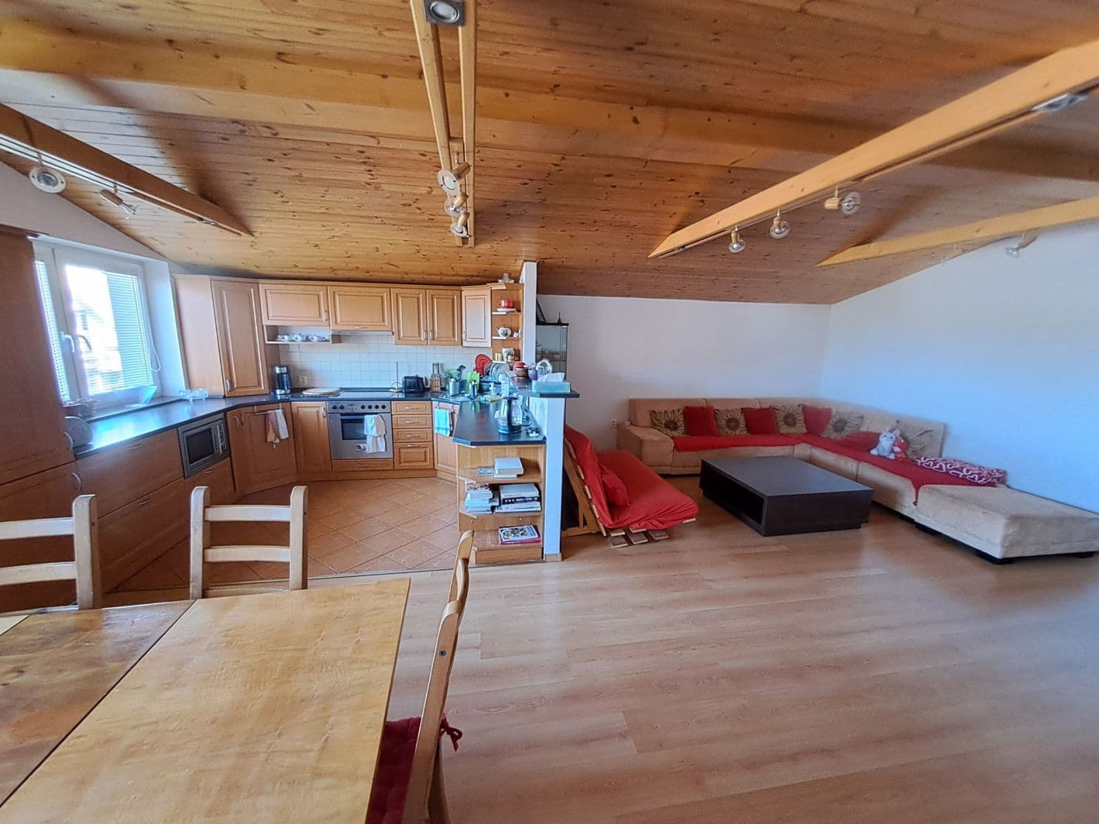 Prodej domu 189 m², pozemek 1.000 m², Vendryně, Moravskoslezský kraj Prodej domu 189 m², pozemek 1.000 m², Vendryně, Moravskoslezský kraj