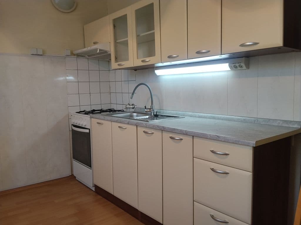 Prodej bytu 3+1 64 m², Nitra, Nitriansky kraj Prodej bytu 3+1 64 m², Nitra, Nitriansky kraj