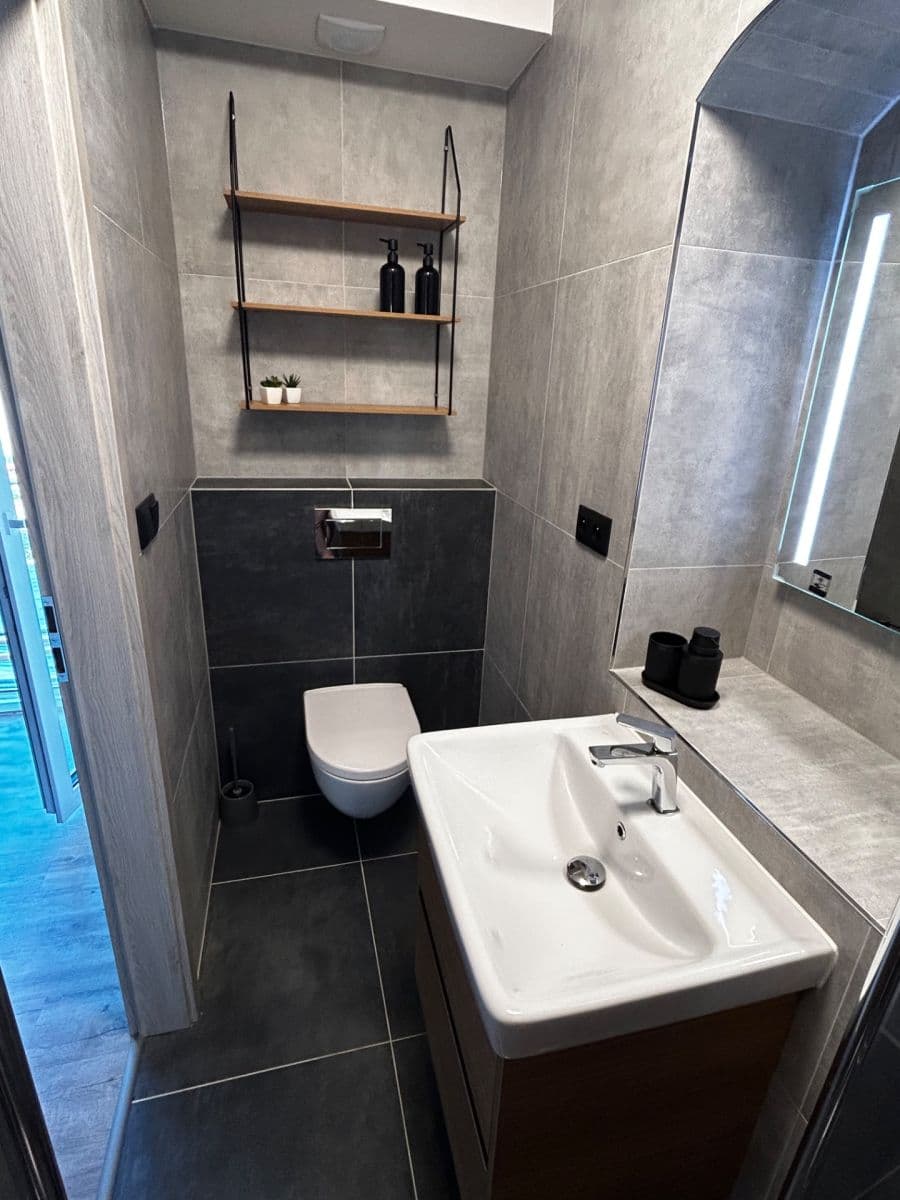 Pronájem bytu 1+kk 30 m², Kopečná, Šternberk, Olomoucký kraj Pronájem bytu 1+kk 30 m², Kopečná, Šternberk, Olomoucký kraj
