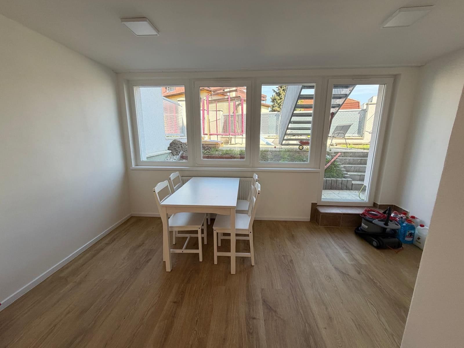 Pronájem nebytového prostoru 75 m², Na Moklině, Praha, Praha Pronájem nebytového prostoru 75 m², Na Moklině, Praha, Praha