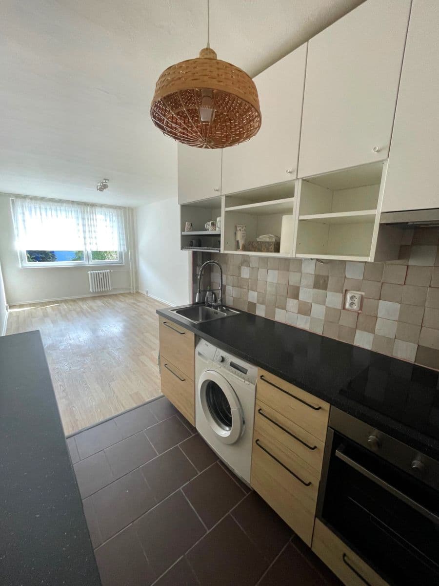 Pronájem bytu 2+kk 43 m², Rezlerova, Praha, Praha Pronájem bytu 2+kk 43 m², Rezlerova, Praha, Praha