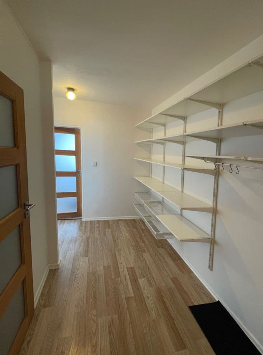 Pronájem bytu 2+kk 43 m², Rezlerova, Praha, Praha Pronájem bytu 2+kk 43 m², Rezlerova, Praha, Praha