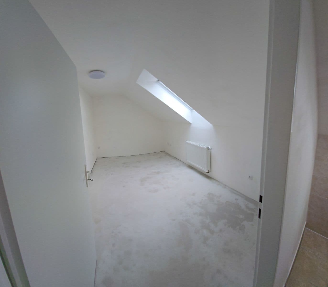 Prodej domu 74 m², pozemek 103 m², Zálezlice, Středočeský kraj Prodej domu 74 m², pozemek 103 m², Zálezlice, Středočeský kraj