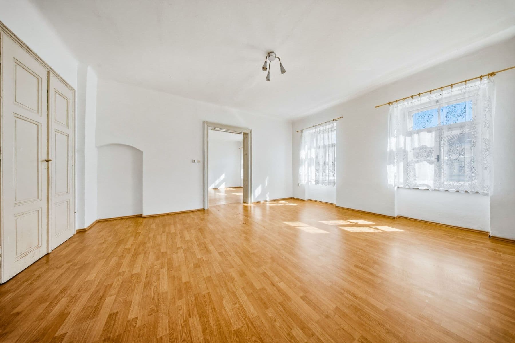 Prodej bytu 3+1 108 m², Jana Palacha, Znojmo, Jihomoravský kraj Prodej bytu 3+1 108 m², Jana Palacha, Znojmo, Jihomoravský kraj