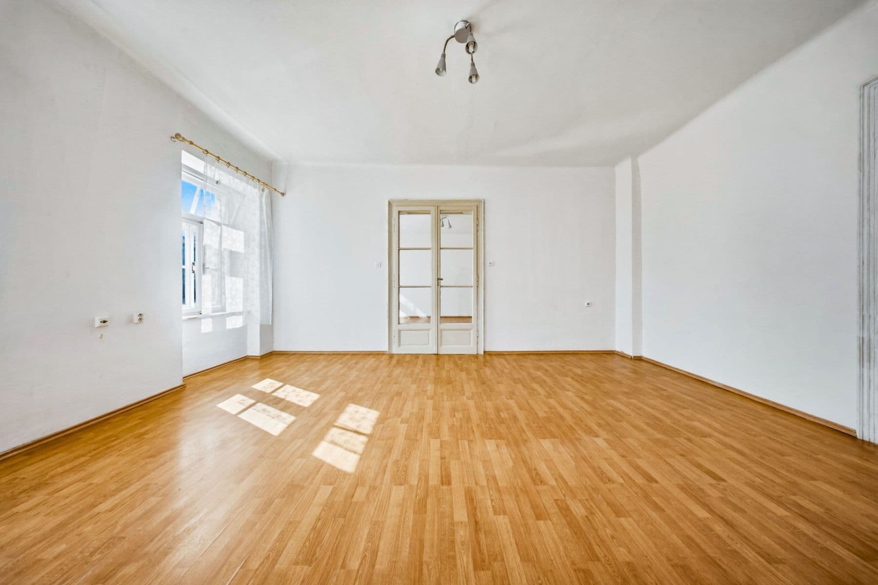 Prodej bytu 3+1 108 m², Jana Palacha, Znojmo, Jihomoravský kraj Prodej bytu 3+1 108 m², Jana Palacha, Znojmo, Jihomoravský kraj