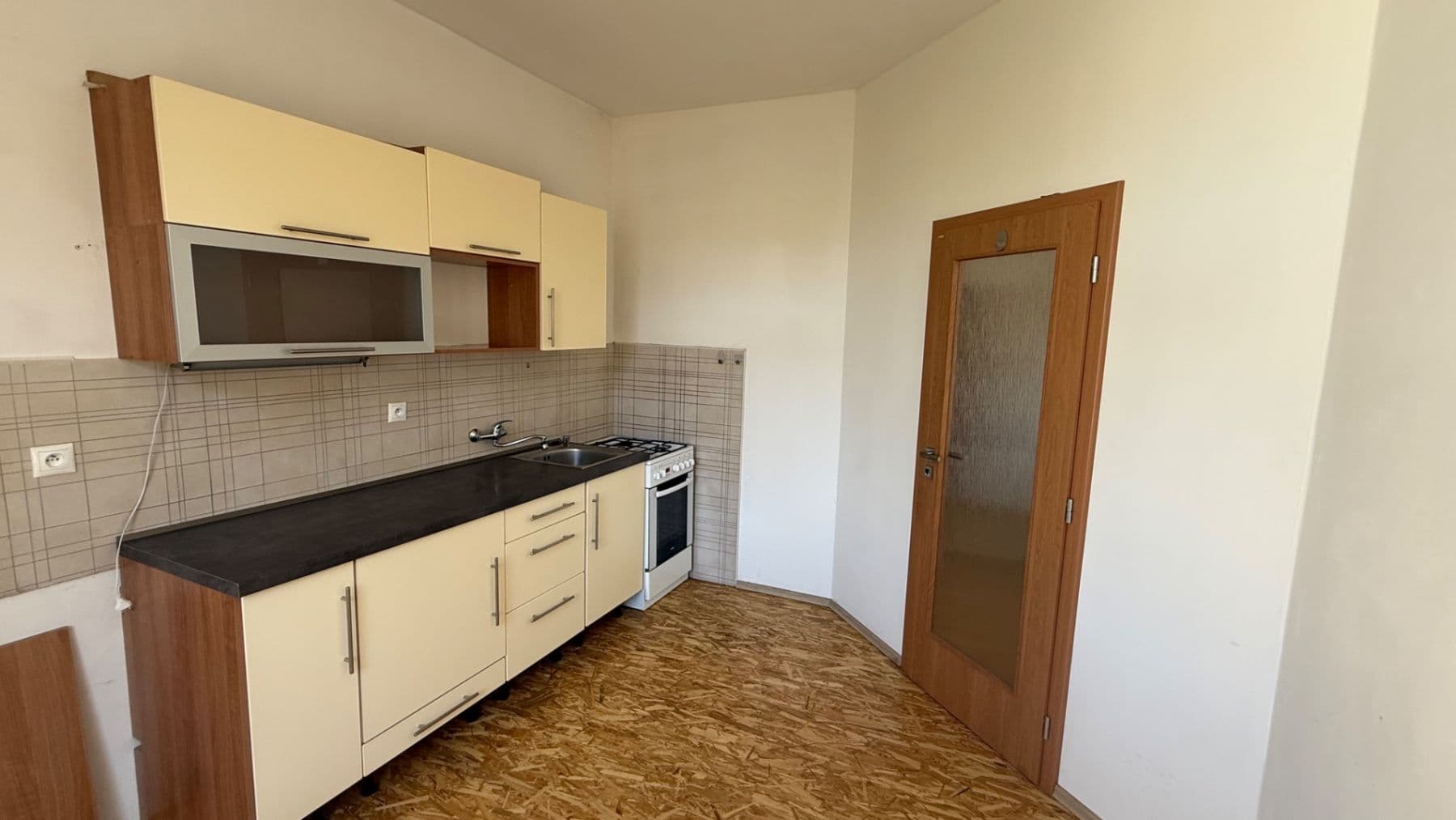Pronájem bytu 1+1 40 m², Rubešova, Plzeň, Plzeňský kraj Pronájem bytu 1+1 40 m², Rubešova, Plzeň, Plzeňský kraj