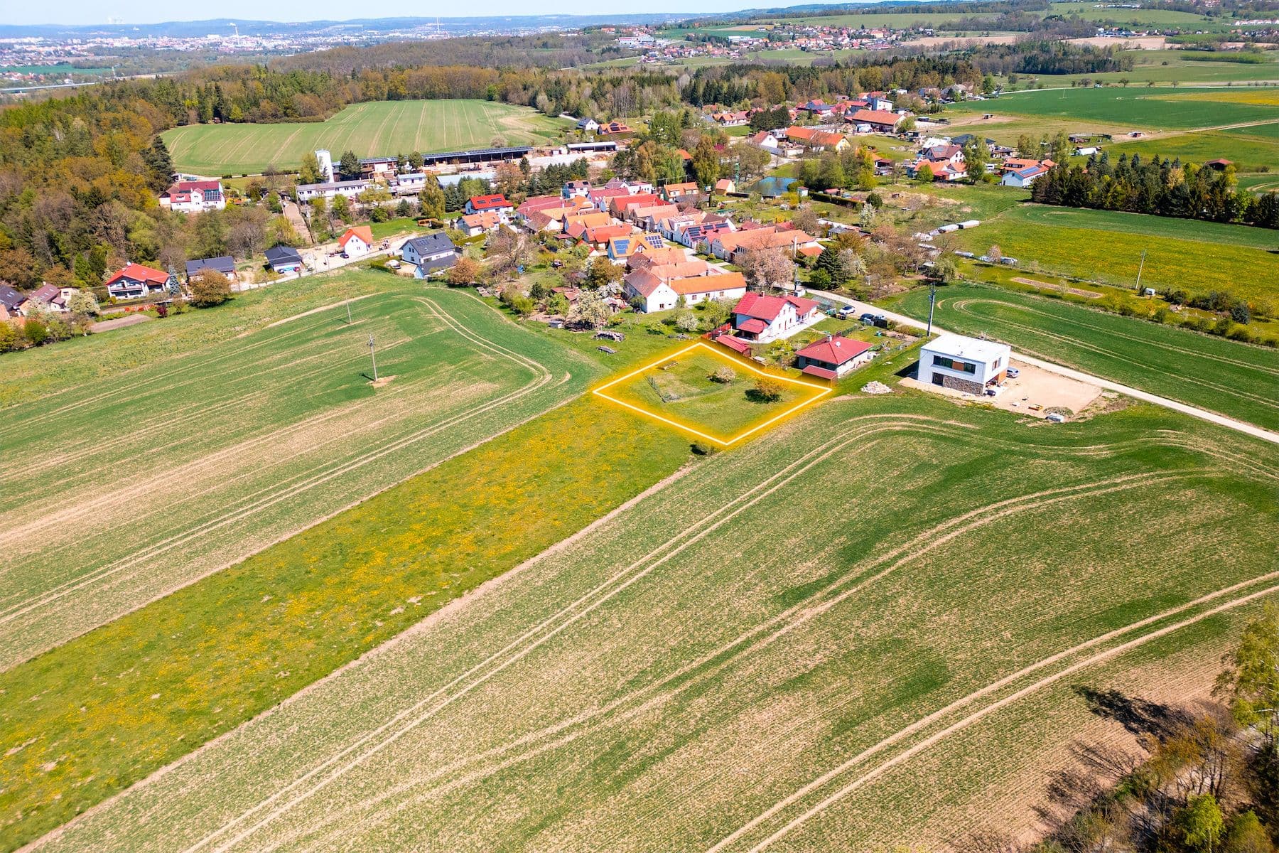 Prodej pozemku 1.011 m², Heřmaň, Jihočeský kraj Prodej pozemku 1.011 m², Heřmaň, Jihočeský kraj
