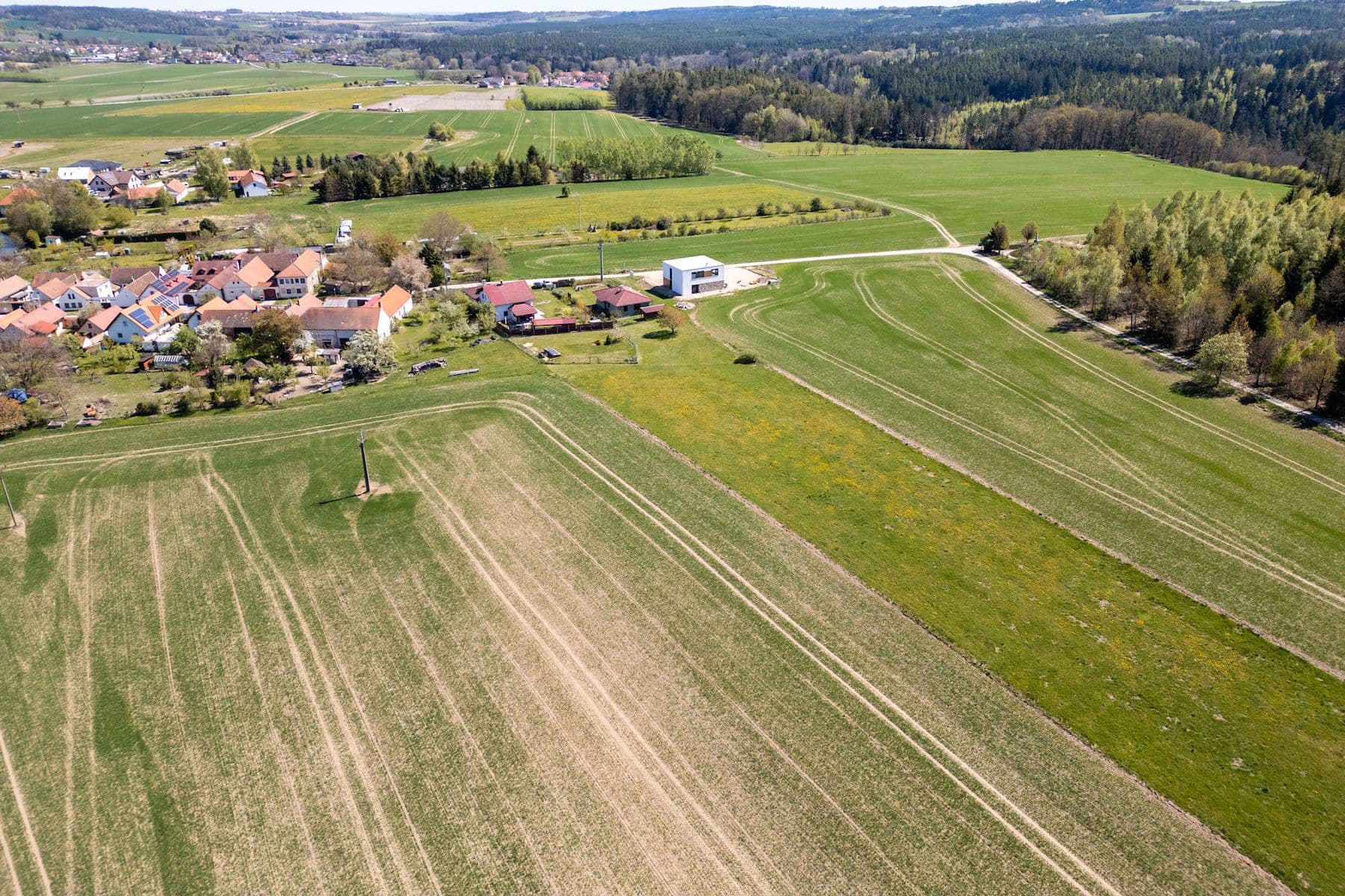 Prodej pozemku 1.011 m², Heřmaň, Jihočeský kraj Prodej pozemku 1.011 m², Heřmaň, Jihočeský kraj