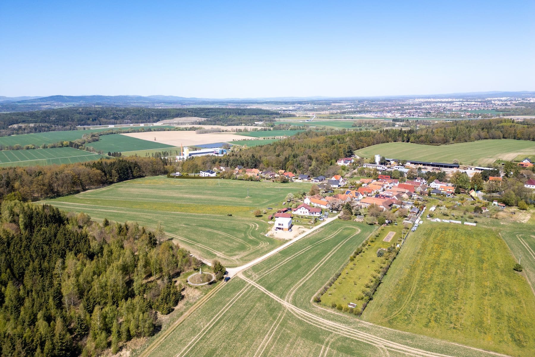 Prodej pozemku 1.011 m², Heřmaň, Jihočeský kraj Prodej pozemku 1.011 m², Heřmaň, Jihočeský kraj