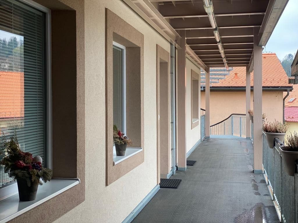 Pronájem bytu 1+kk 36 m², Masarykovo náměstí, Mnichovice, Středočeský kraj Pronájem bytu 1+kk 36 m², Masarykovo náměstí, Mnichovice, Středočeský kraj