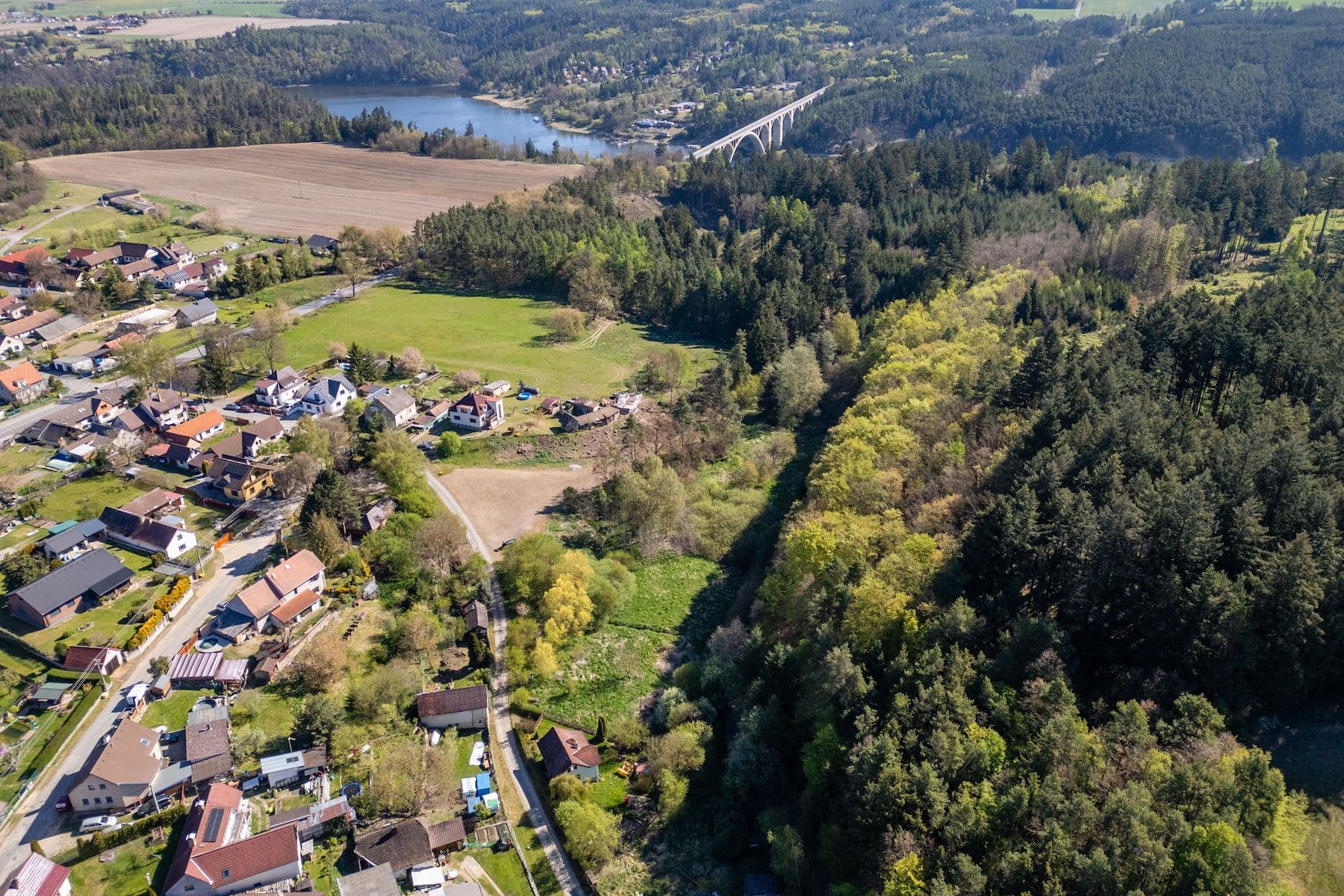 Prodej pozemku 4.684 m², Temešvár, Jihočeský kraj Prodej pozemku 4.684 m², Temešvár, Jihočeský kraj