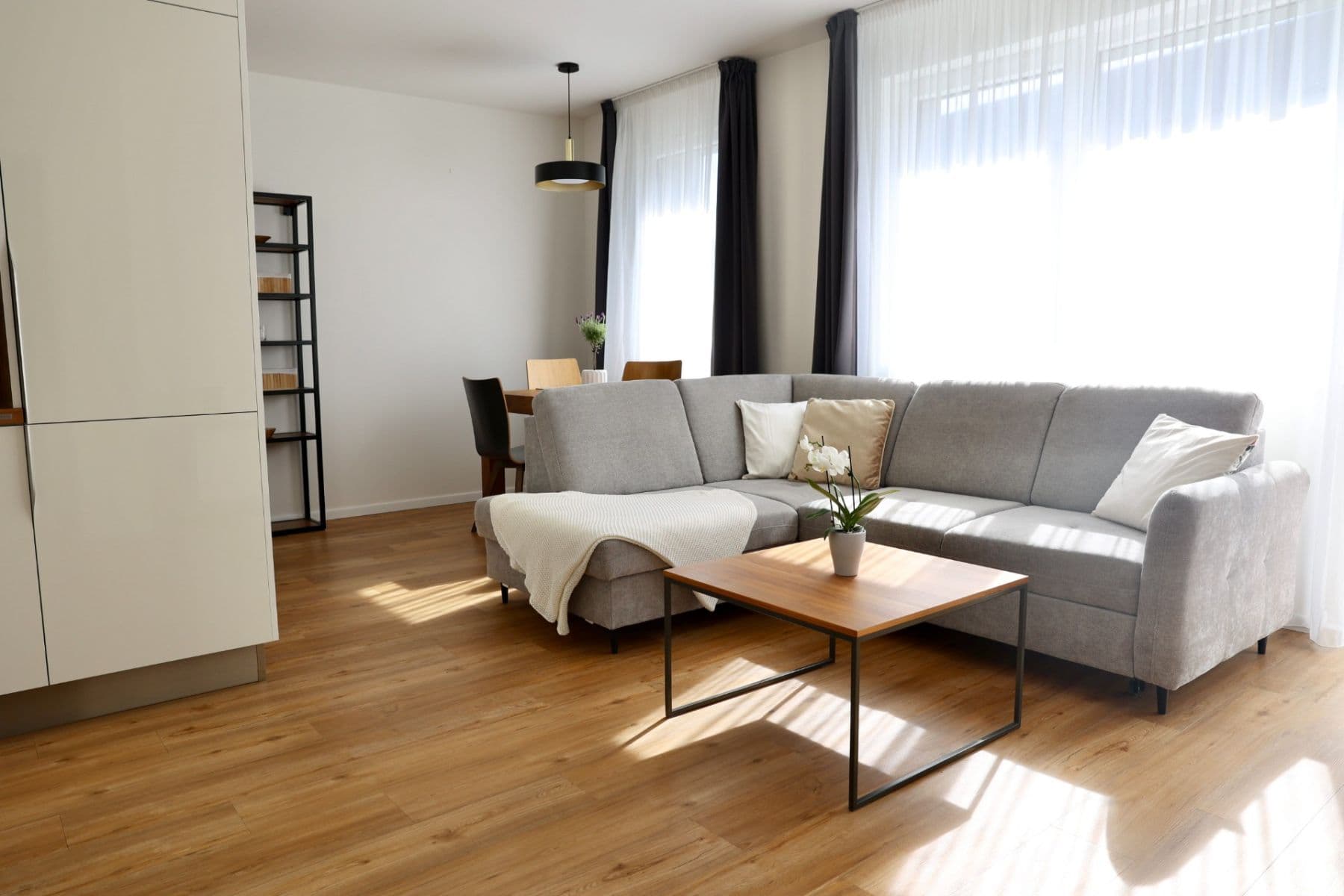 Pronájem bytu 2+kk 54 m², Karla Čapka, Unhošť, Středočeský kraj Pronájem bytu 2+kk 54 m², Karla Čapka, Unhošť, Středočeský kraj