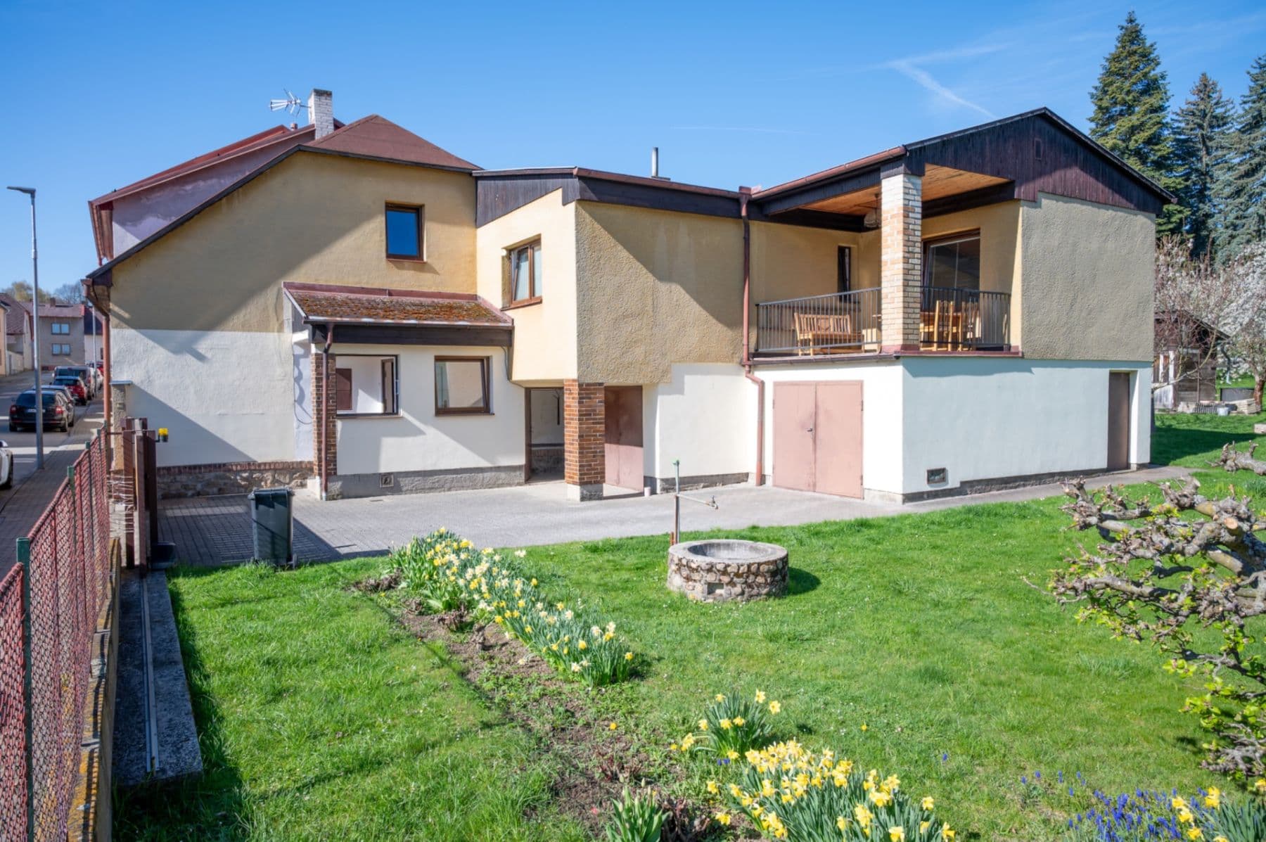 Prodej domu 247 m², pozemek 1.094 m², Friedova, Pelhřimov, Kraj Vysočina Prodej domu 247 m², pozemek 1.094 m², Friedova, Pelhřimov, Kraj Vysočina