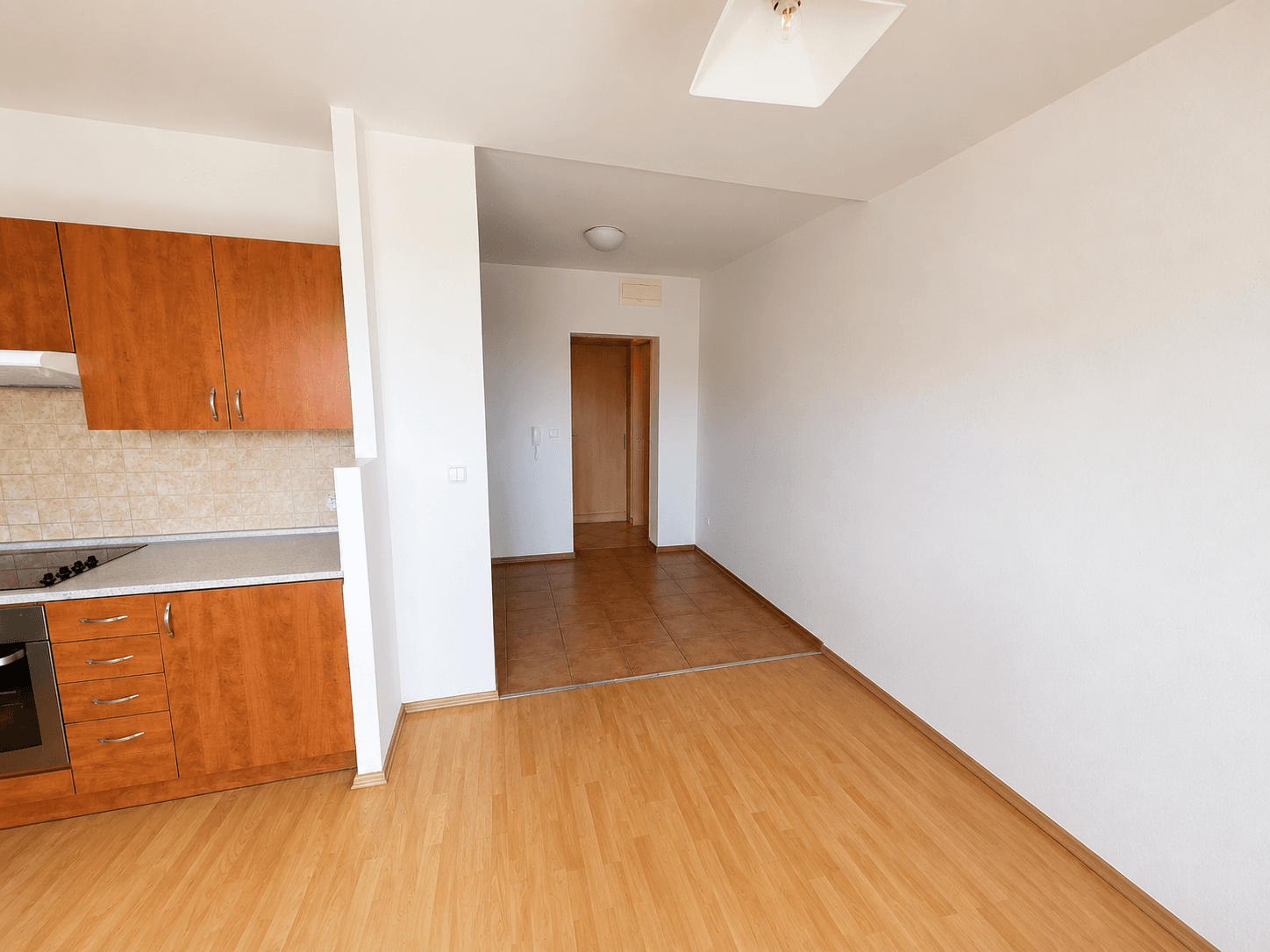 Prodej bytu 1+kk 30 m², alej Svobody, Plzeň, Plzeňský kraj Prodej bytu 1+kk 30 m², alej Svobody, Plzeň, Plzeňský kraj