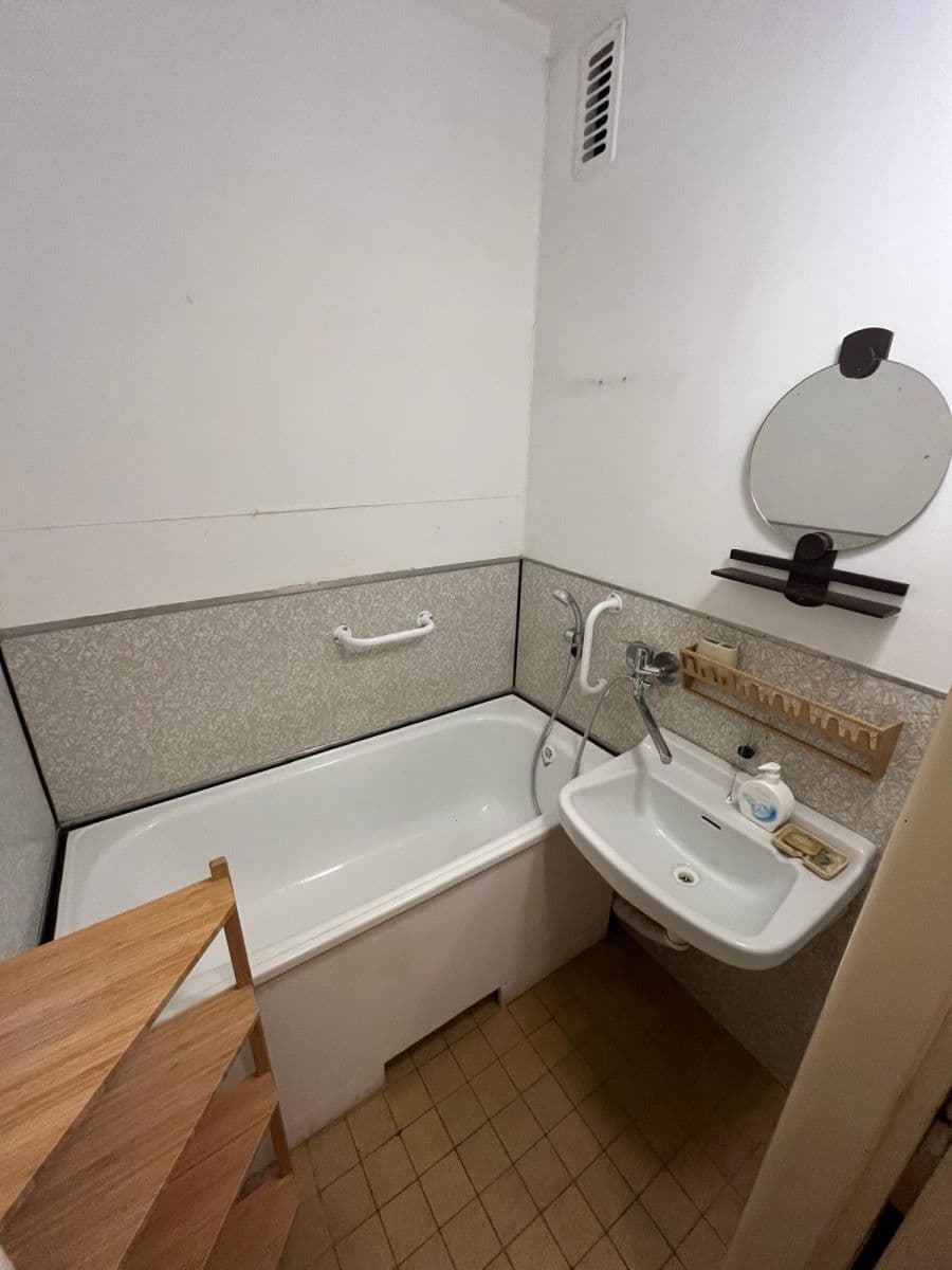 Pronájem bytu 2+1 53 m², Bolzanova, Brno, Jihomoravský kraj Pronájem bytu 2+1 53 m², Bolzanova, Brno, Jihomoravský kraj