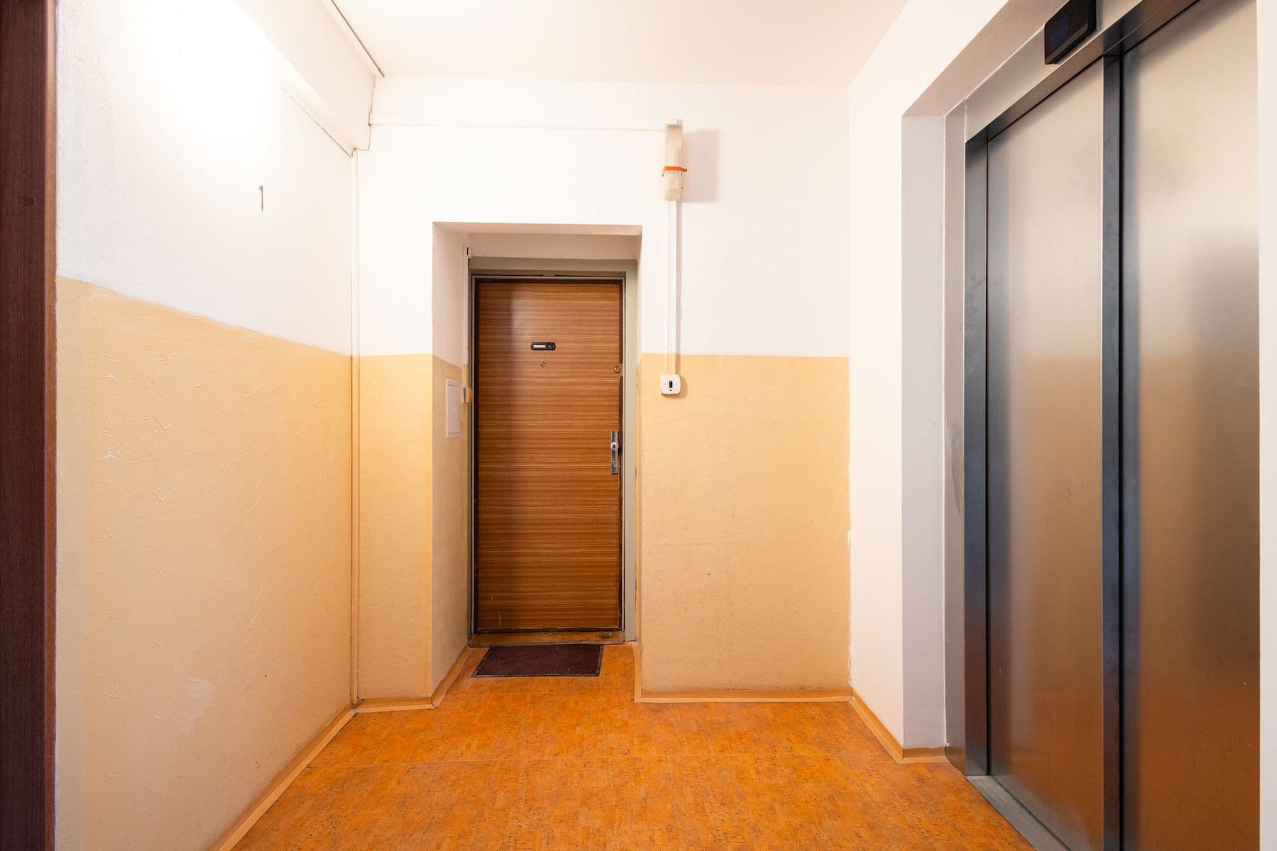 Prodej bytu 3+1 73 m², Krynická, Praha, Praha Prodej bytu 3+1 73 m², Krynická, Praha, Praha