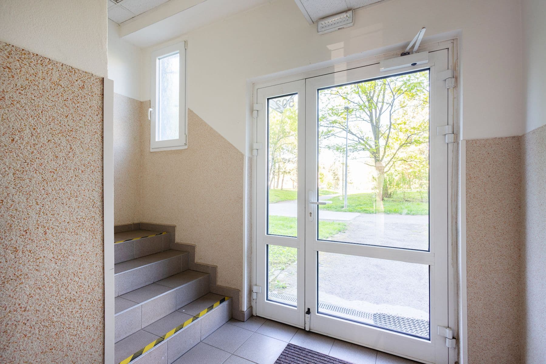 Prodej bytu 3+1 73 m², Krynická, Praha, Praha Prodej bytu 3+1 73 m², Krynická, Praha, Praha