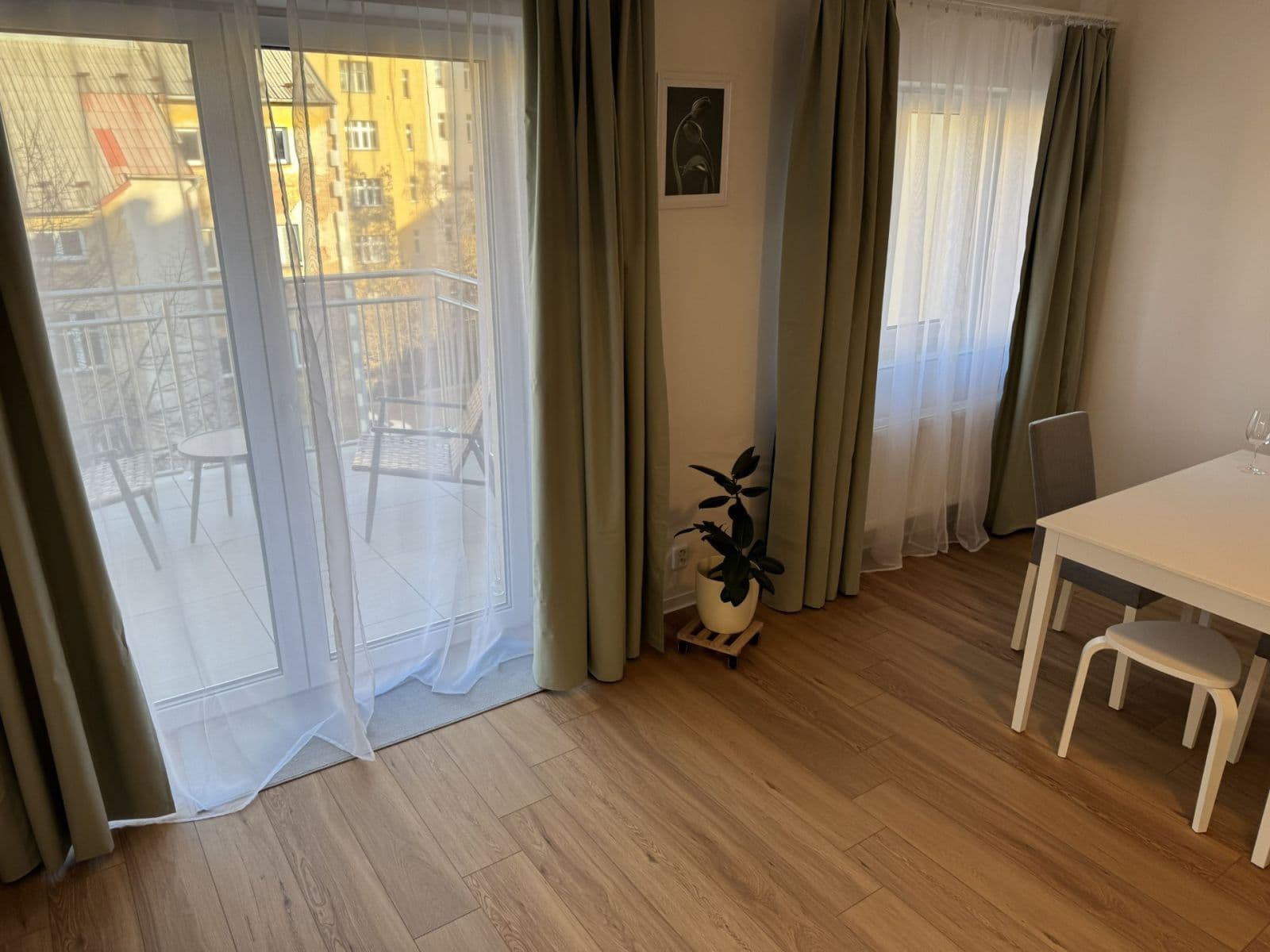 Pronájem bytu 2+kk 75 m², Hřímalého, Plzeň, Plzeňský kraj Pronájem bytu 2+kk 75 m², Hřímalého, Plzeň, Plzeňský kraj