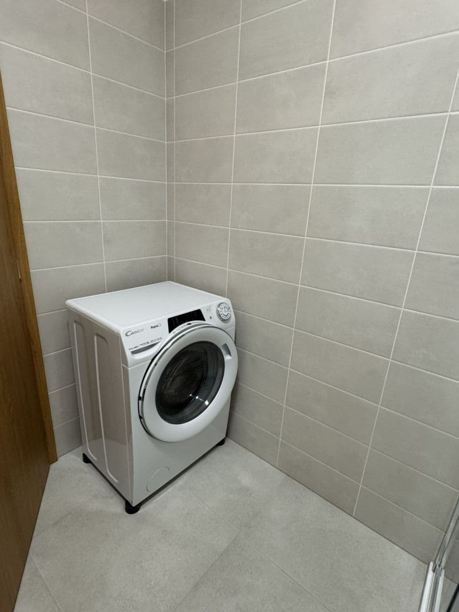 Pronájem bytu 2+kk 88 m², Hřímalého, Plzeň, Plzeňský kraj Pronájem bytu 2+kk 88 m², Hřímalého, Plzeň, Plzeňský kraj
