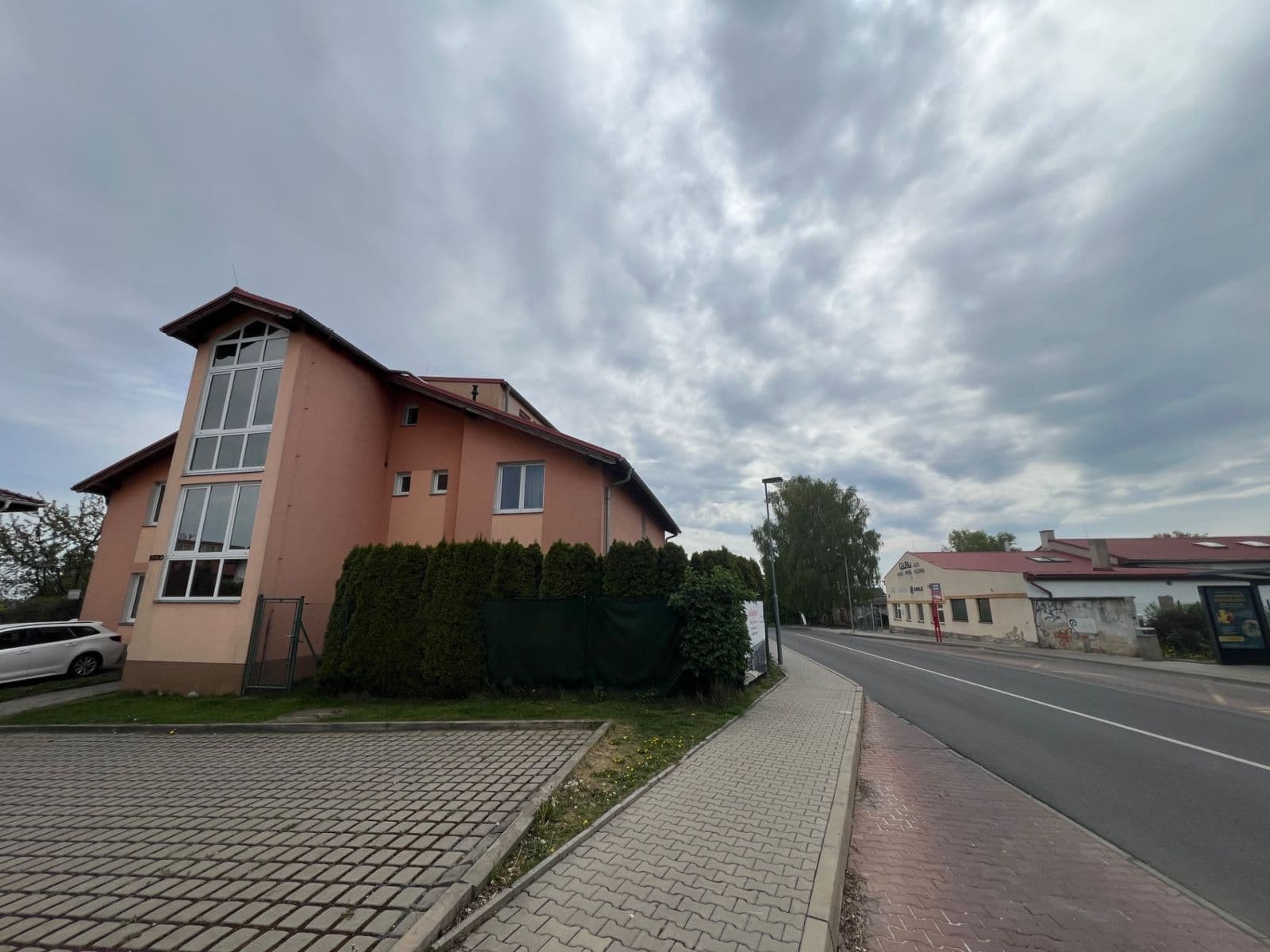 Pronájem bytu 2+kk 47 m², Unhošťská, Hostivice, Středočeský kraj Pronájem bytu 2+kk 47 m², Unhošťská, Hostivice, Středočeský kraj