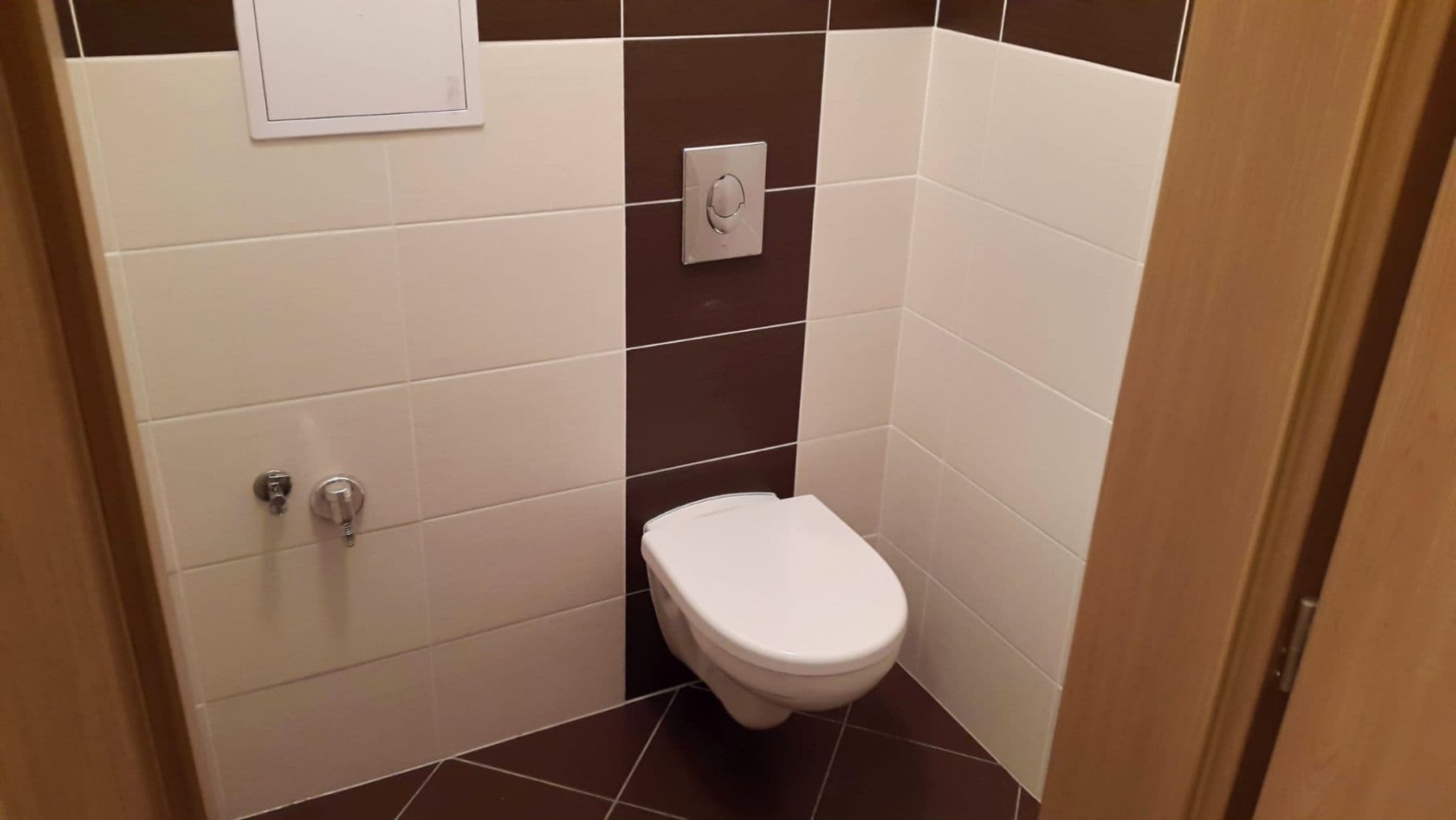 Pronájem bytu 3+kk 74 m², Klapkova, Praha, Praha Pronájem bytu 3+kk 74 m², Klapkova, Praha, Praha