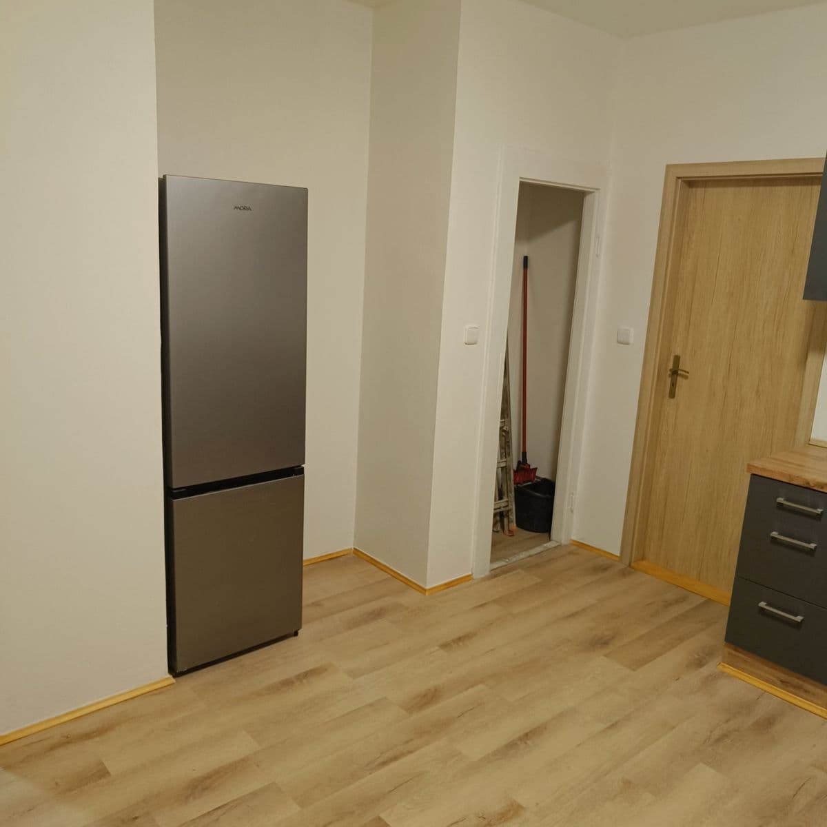 Pronájem bytu 3+kk 79 m², Karlovo náměstí, Praha, Praha Pronájem bytu 3+kk 79 m², Karlovo náměstí, Praha, Praha