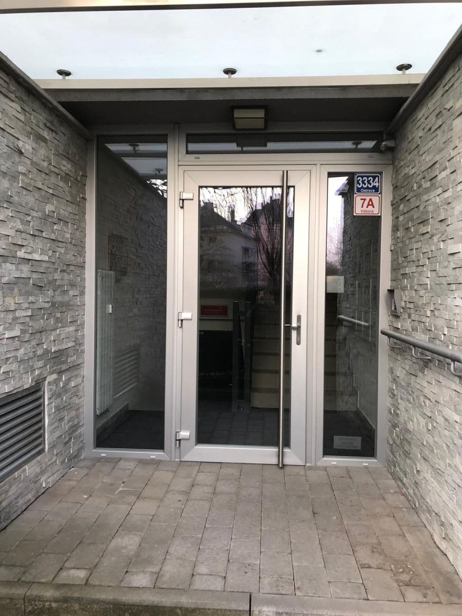 Pronájem bytu 2+kk 48 m², Vítězná, Ostrava, Moravskoslezský kraj Pronájem bytu 2+kk 48 m², Vítězná, Ostrava, Moravskoslezský kraj
