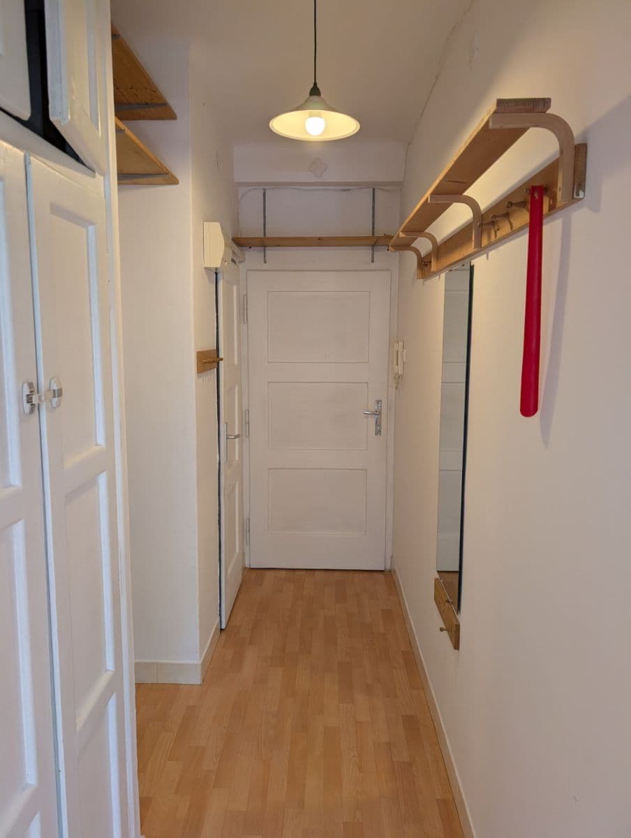 Pronájem bytu 2+kk 42 m², Humpolecká, Praha, Praha Pronájem bytu 2+kk 42 m², Humpolecká, Praha, Praha