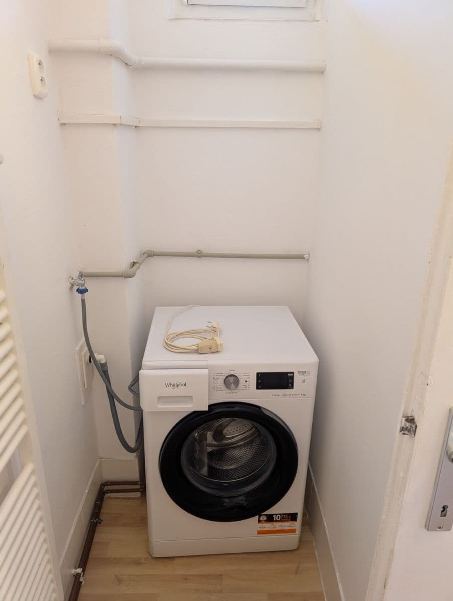 Pronájem bytu 2+kk 42 m², Humpolecká, Praha, Praha Pronájem bytu 2+kk 42 m², Humpolecká, Praha, Praha