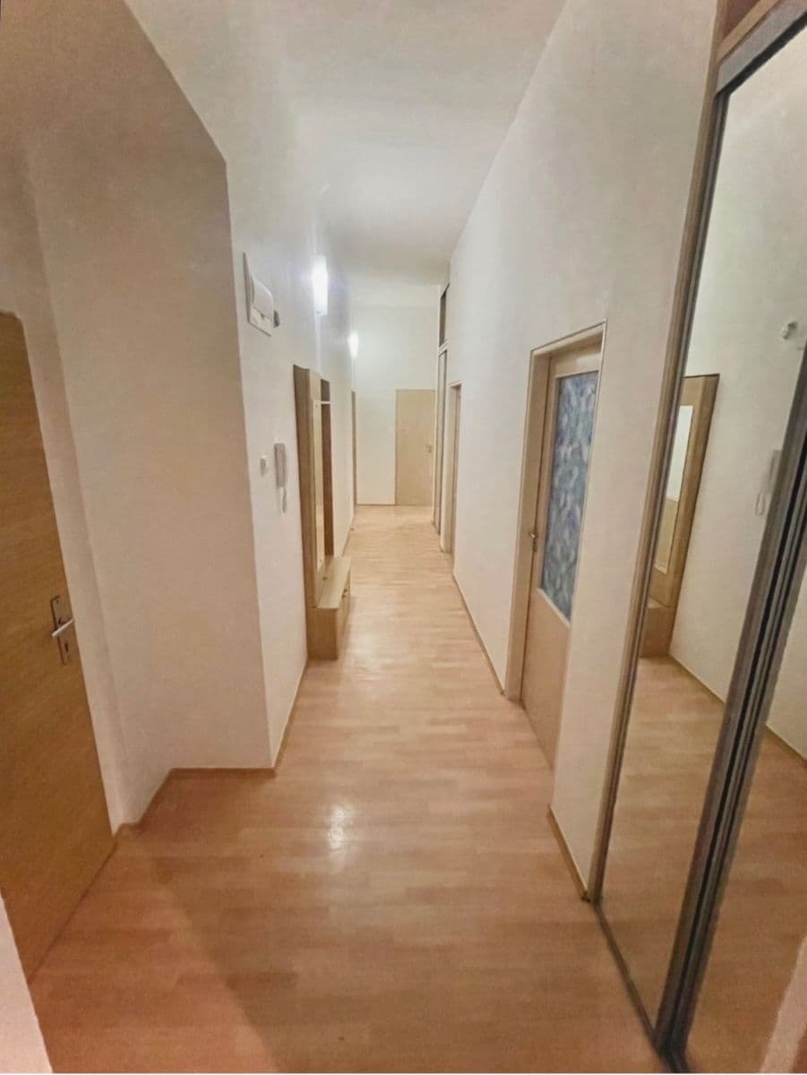 Pronájem bytu 20 m², Londýnská, Praha, Praha Pronájem bytu 20 m², Londýnská, Praha, Praha